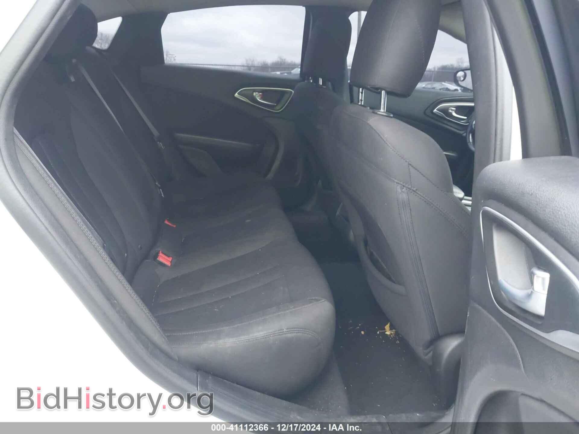 2015 CHRYSLER 200 - VIN: 1C3CCCAB9FN614115 - Фото 8