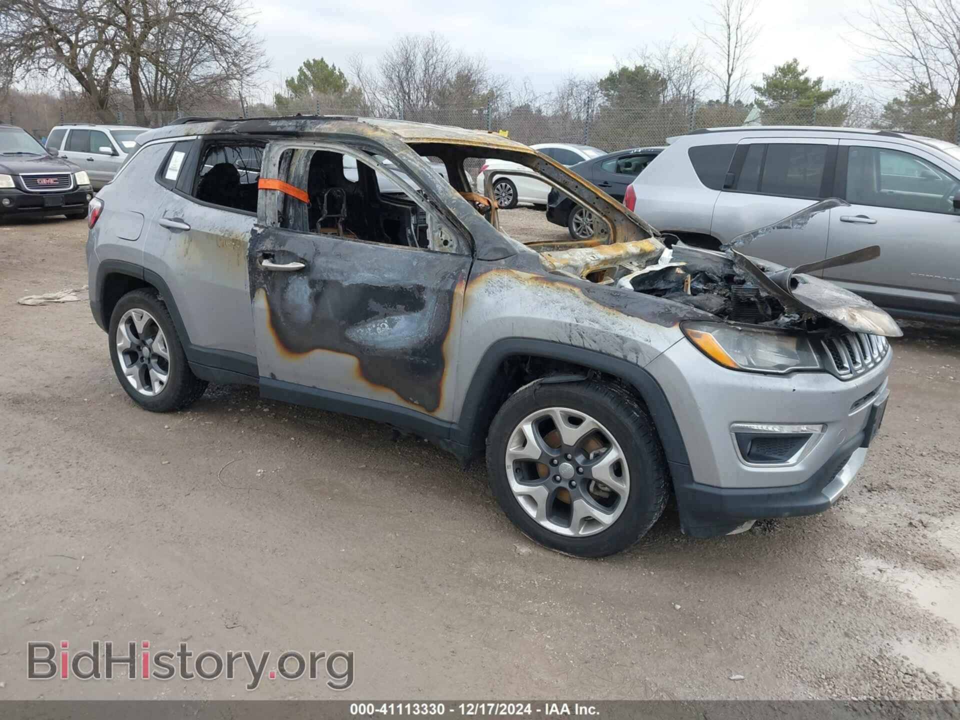 Photo 3C4NJCCB3KT675963 - JEEP COMPASS 2019