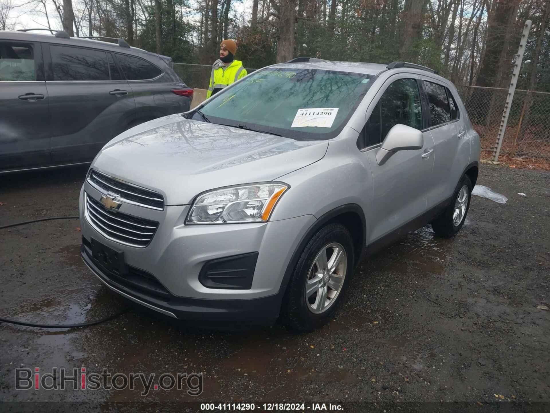 2016 CHEVROLET TRAX - VIN: 3GNCJLSB2GL232081 - Фото 2