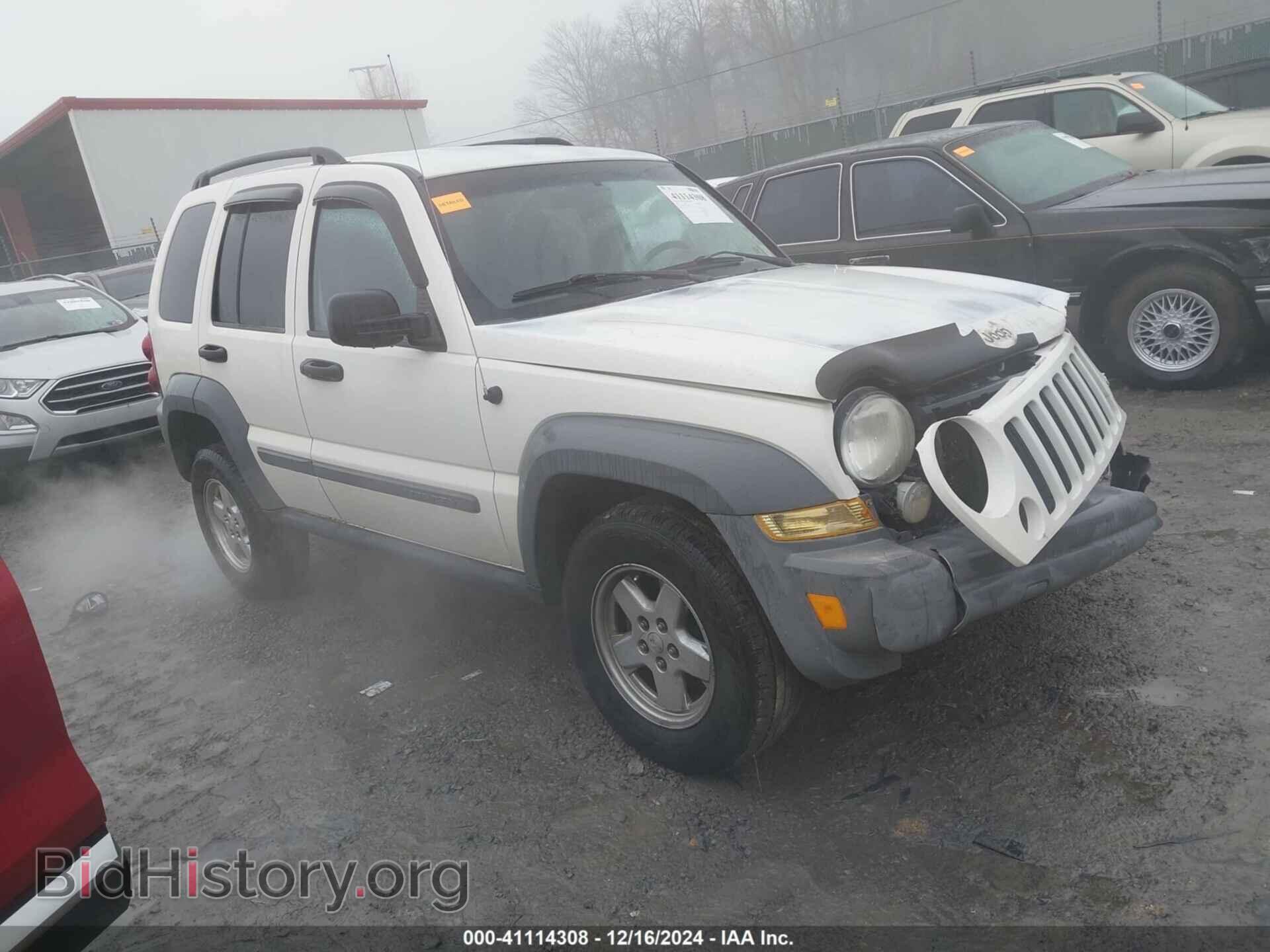 Photo 1J4GL48K36W144306 - JEEP LIBERTY 2006