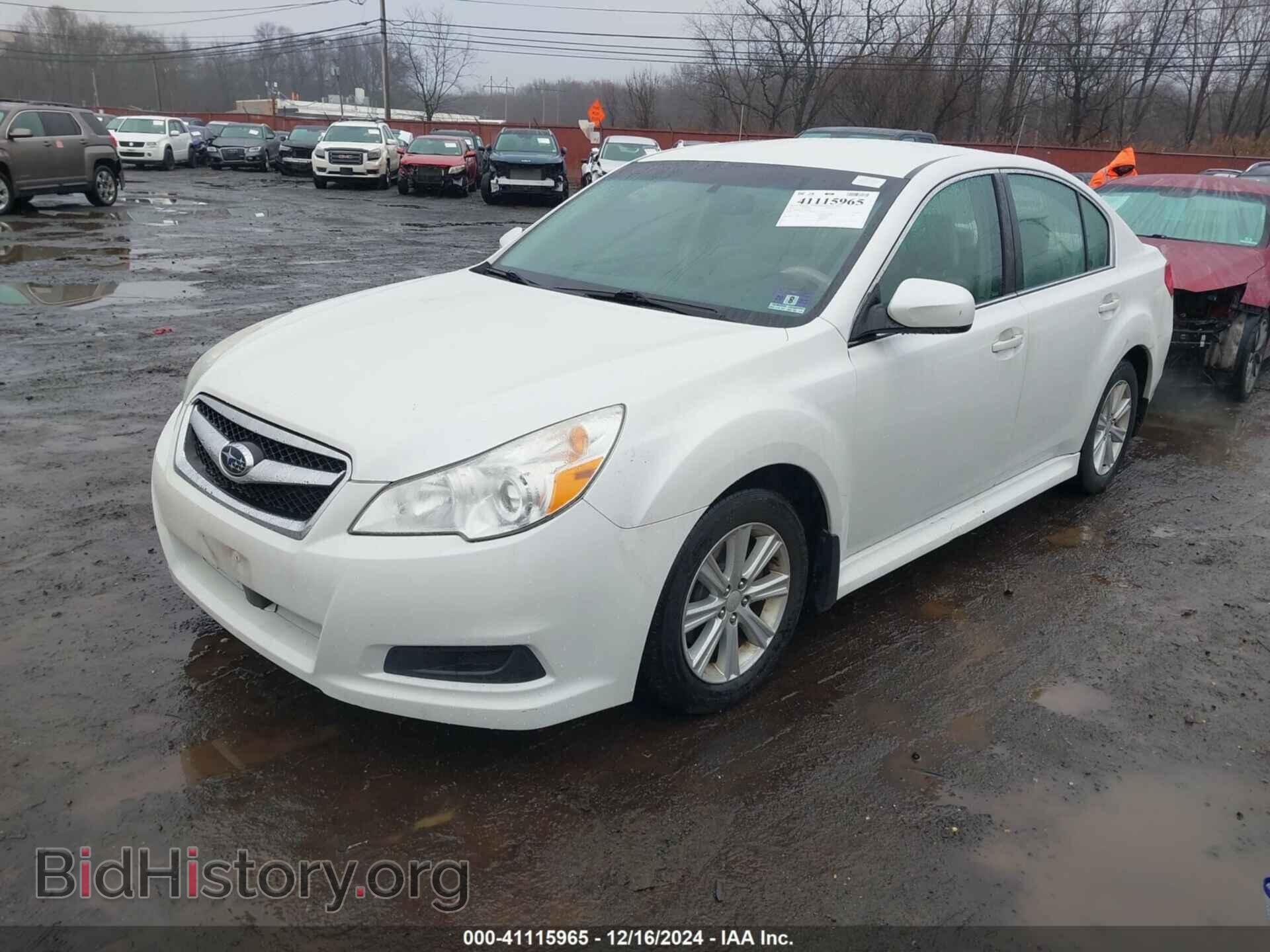2010 SUBARU LEGACY - VIN: 4S3BMBC64A3230570 - Фото 2