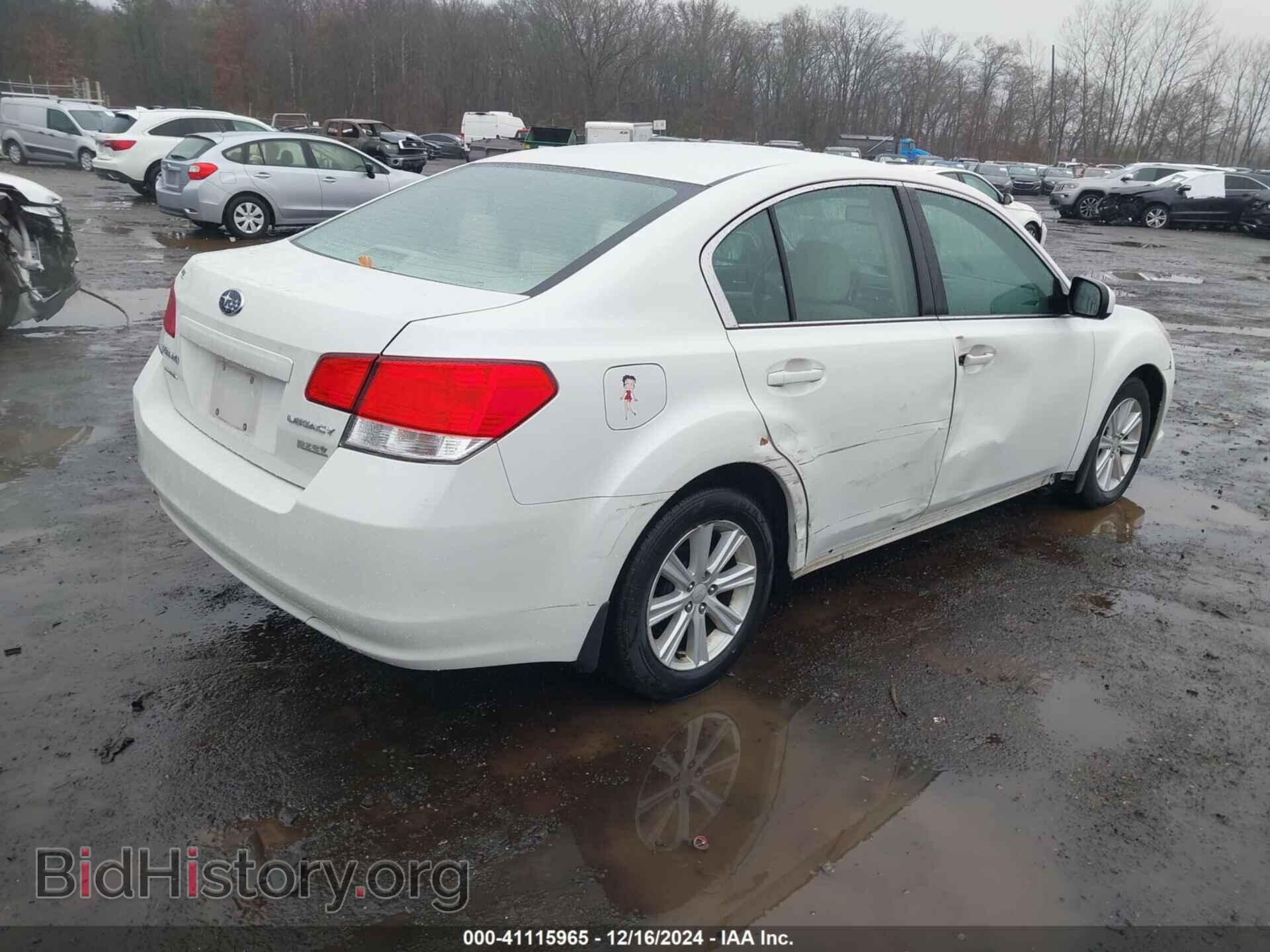 2010 SUBARU LEGACY - VIN: 4S3BMBC64A3230570 - Фото 4