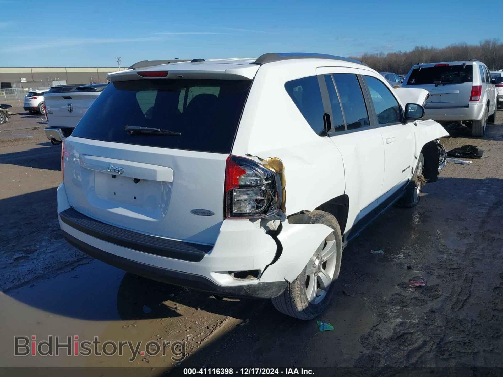 2012 JEEP COMPASS - VIN: 1C4NJCEB6CD686556 - Photo 4
