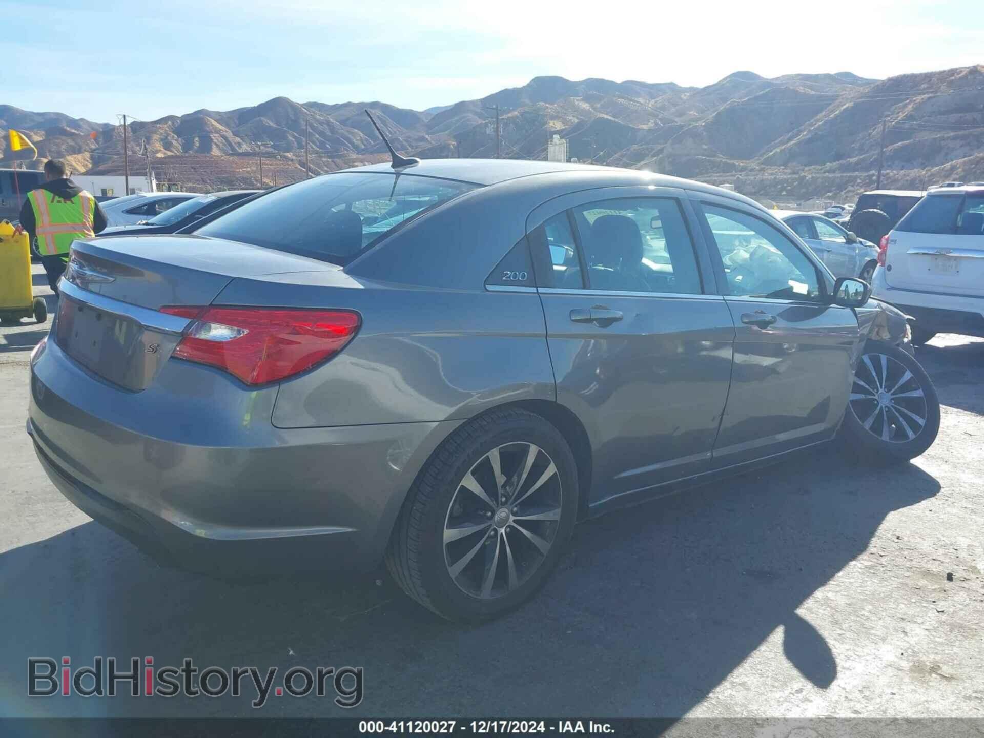 2013 CHRYSLER 200 - VIN: 1C3CCBCG3DN727963 - Фото 13