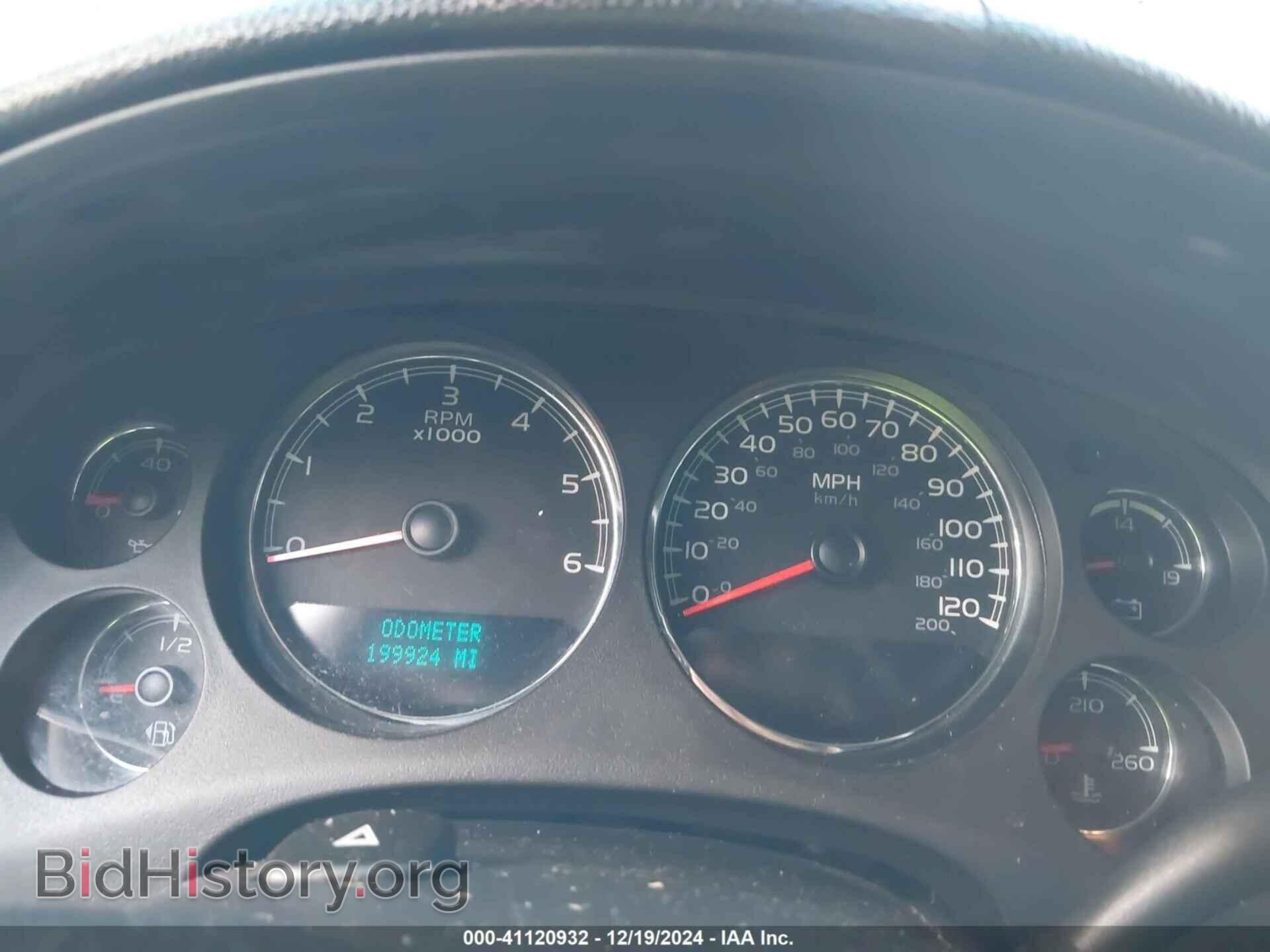 2011 GMC YUKON - VIN: 1GKS2EEF2BR295621 - Фото 7