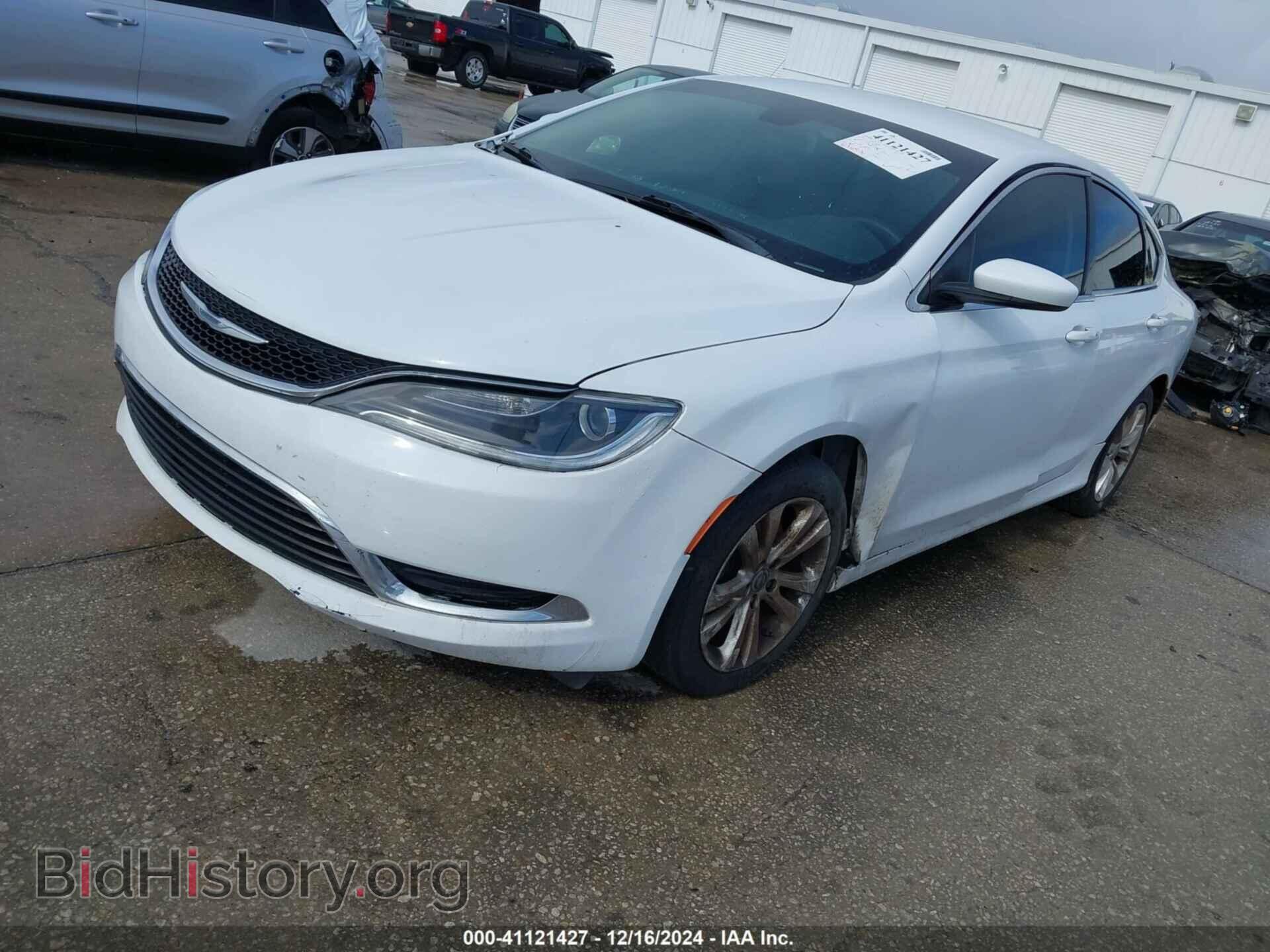 2016 CHRYSLER 200 - VIN: 1C3CCCAB0GN116385 - Фото 2