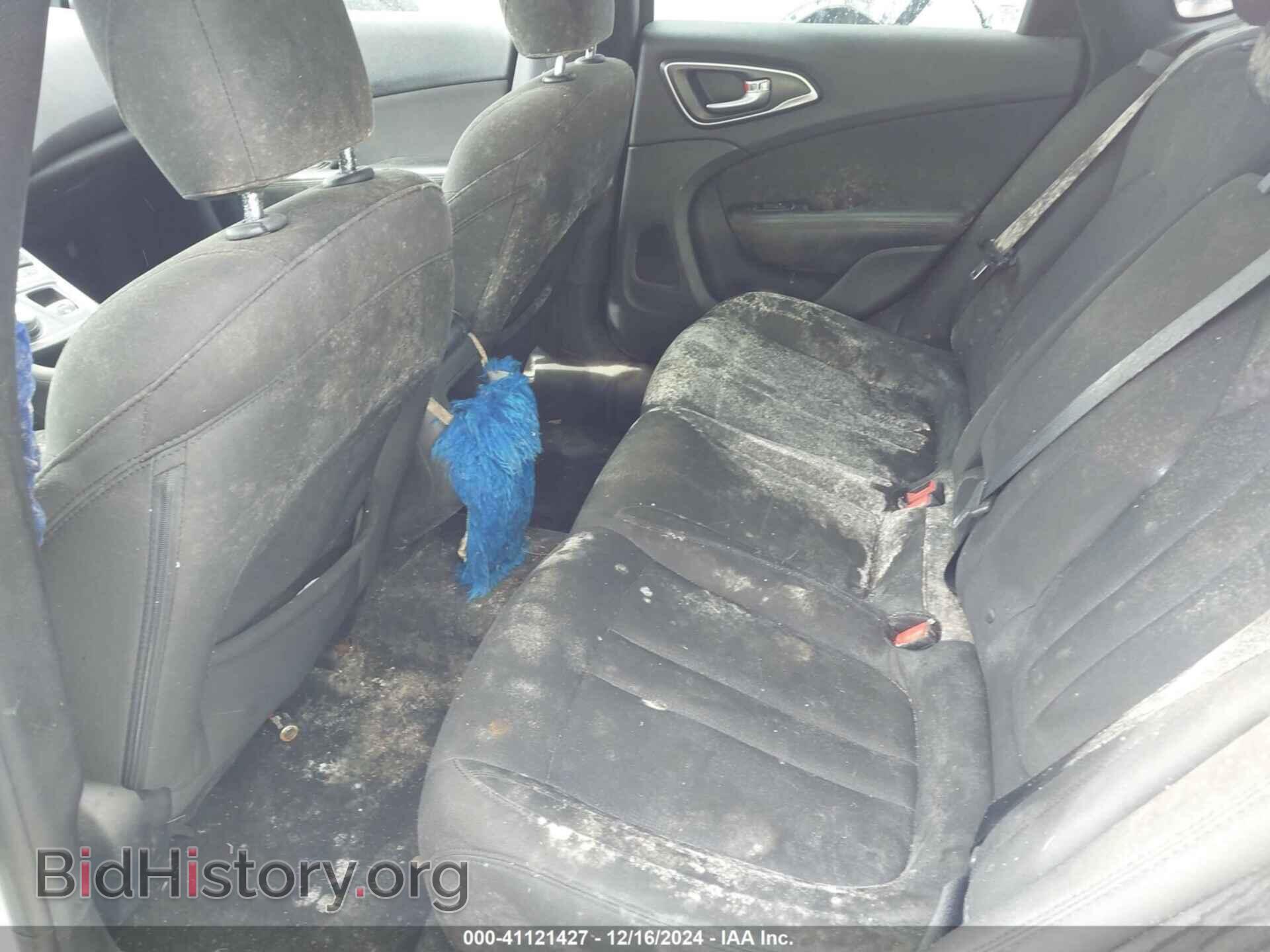 2016 CHRYSLER 200 - VIN: 1C3CCCAB0GN116385 - Фото 8