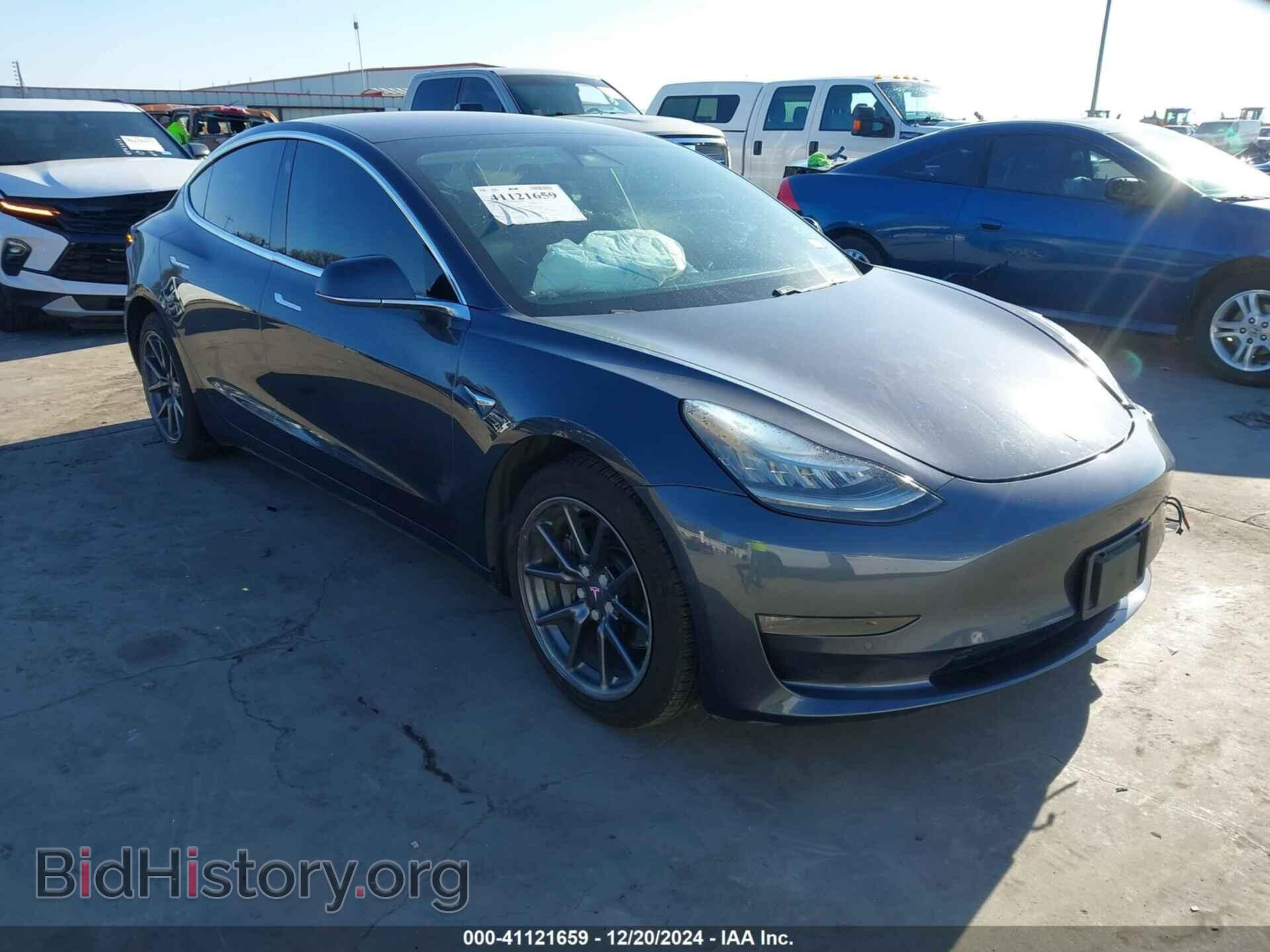 Фотография 5YJ3E1EB2JF128922 - TESLA MODEL 3 2018