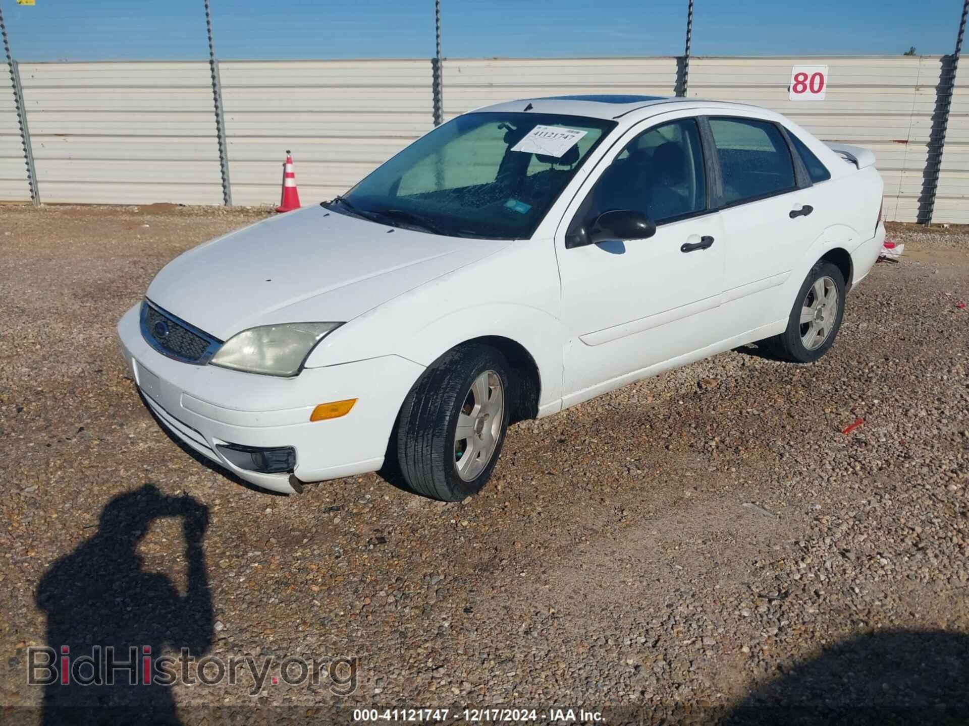 2007 FORD FOCUS - VIN: 1FAFP34N77W202795 - Фото 2