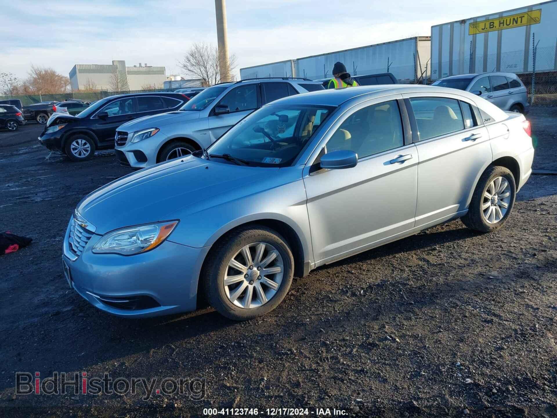 2012 CHRYSLER 200 - VIN: 1C3CCBBB6CN299357 - Фото 2
