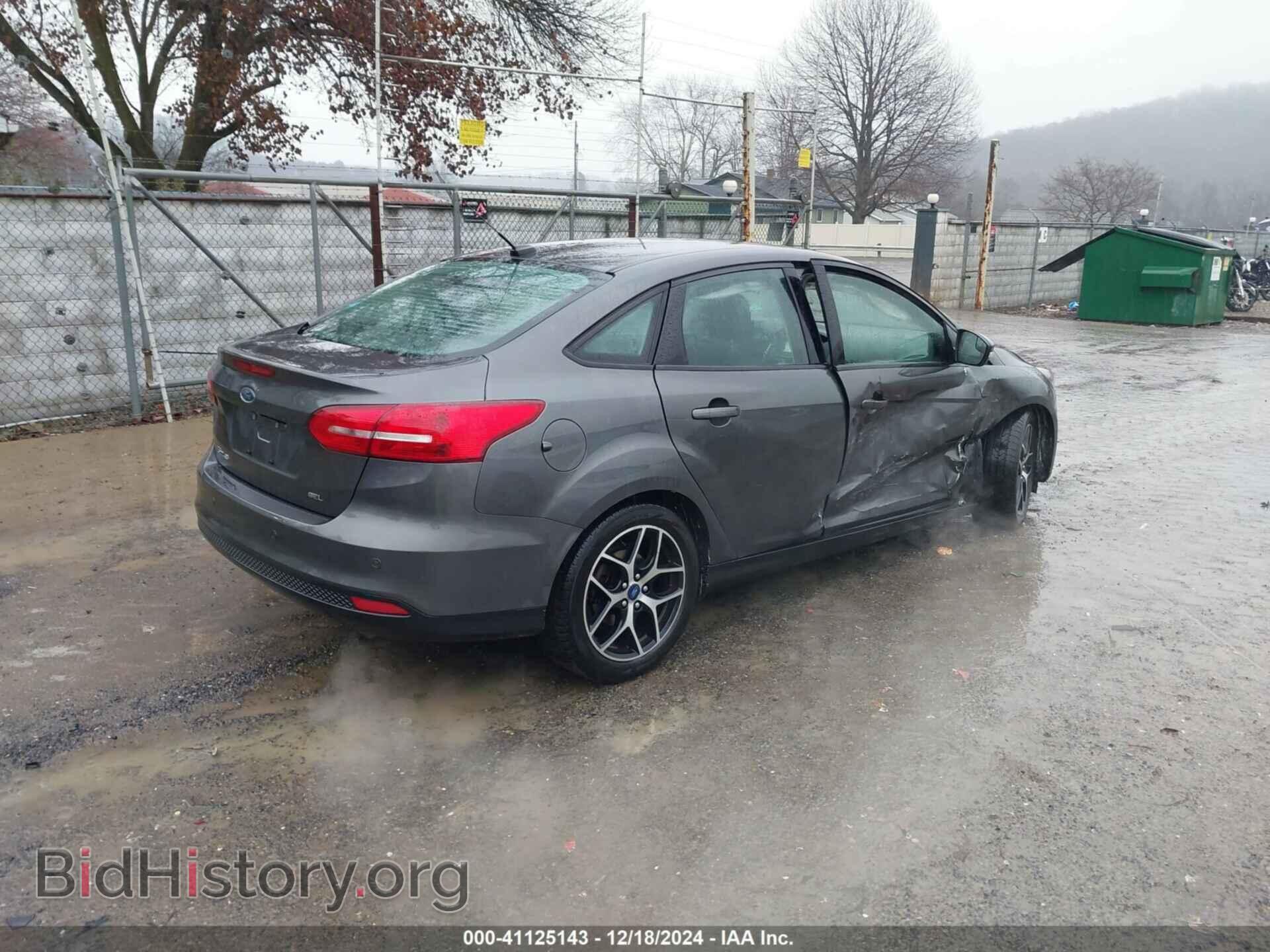 2017 FORD FOCUS - VIN: 1FADP3H20HL331875 - Фото 4