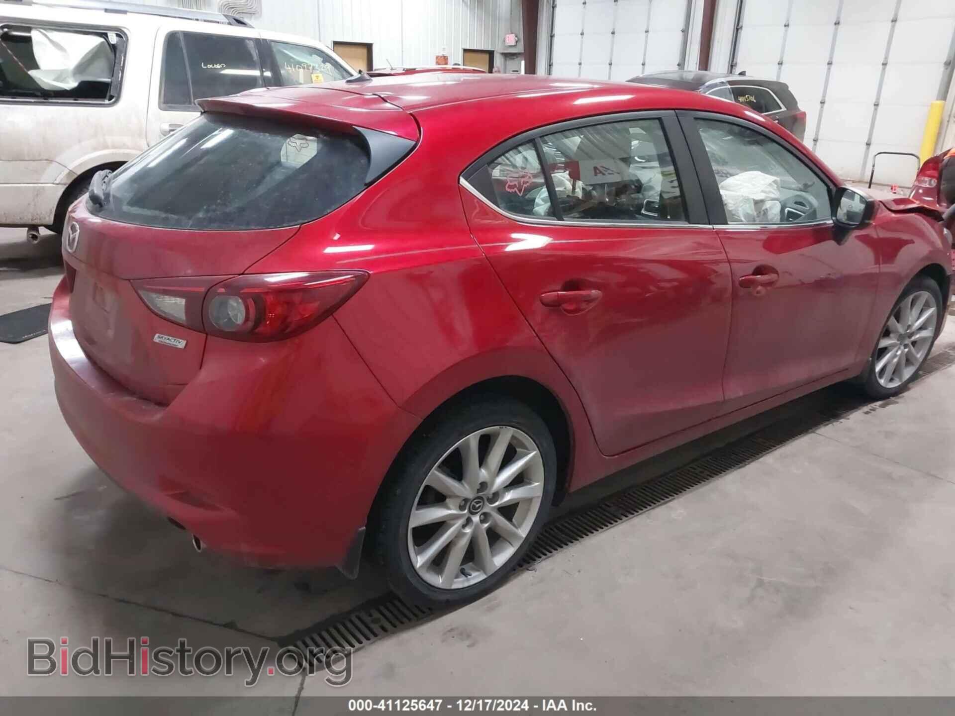 2017 MAZDA MAZDA3 - VIN: 3MZBN1L72HM109168 - Фото 4