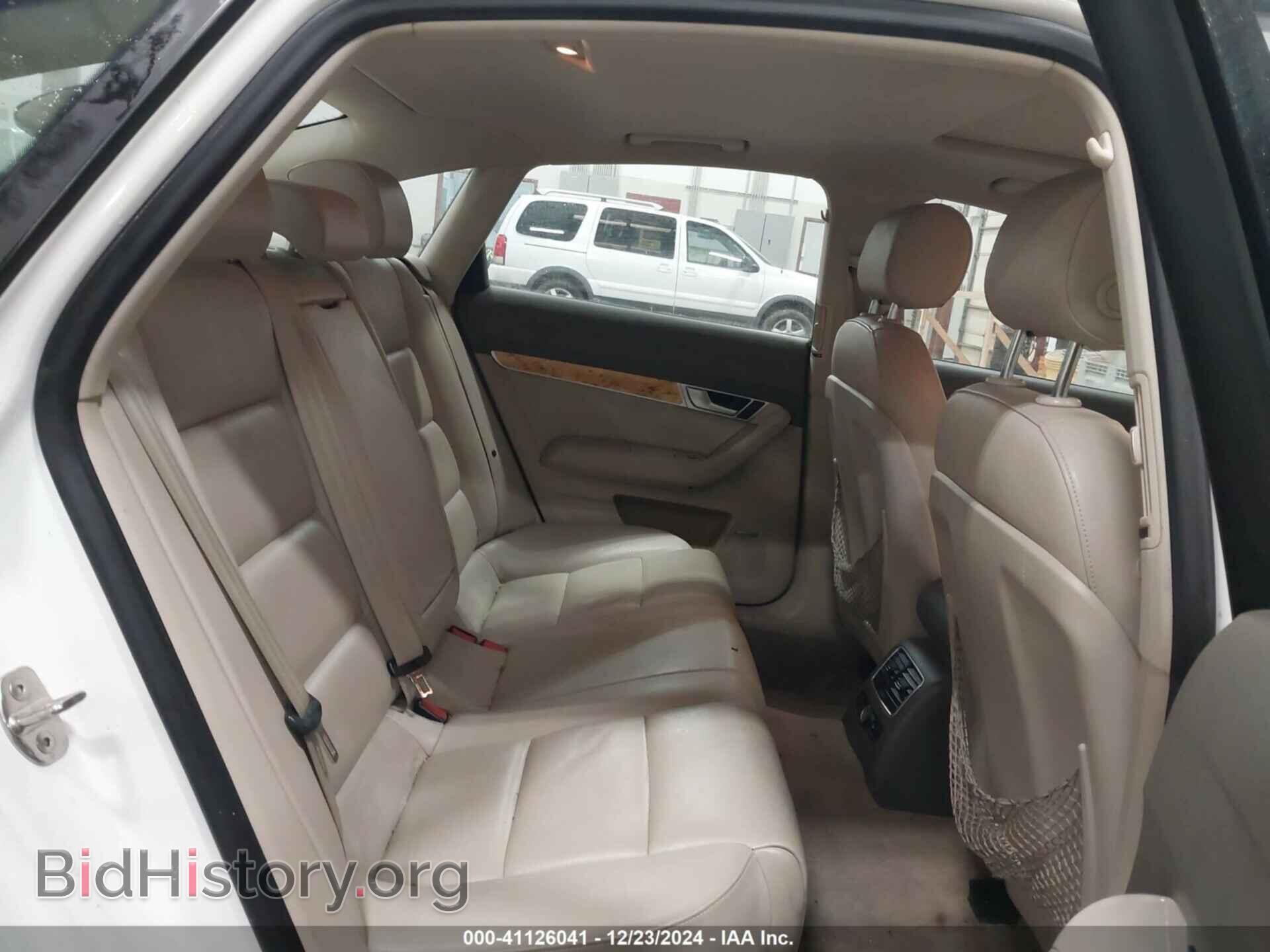 2010 AUDI A6 - VIN: WAUKGAFB5AN080965 - Фото 8