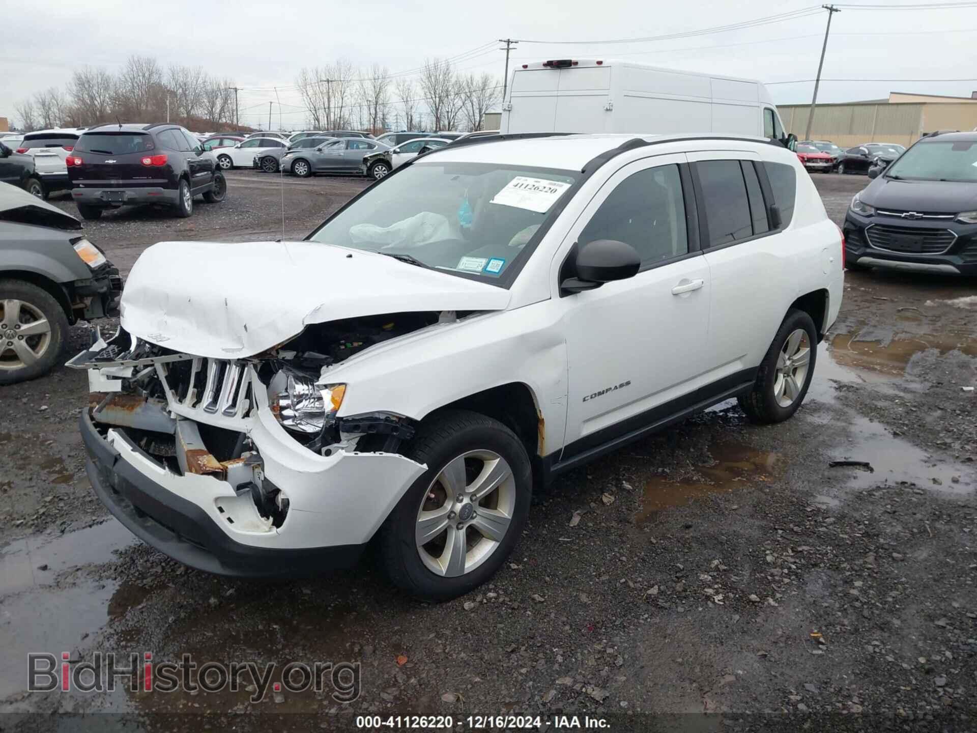 2012 JEEP COMPASS - VIN: 1C4NJDBB6CD587875 - Фото 2