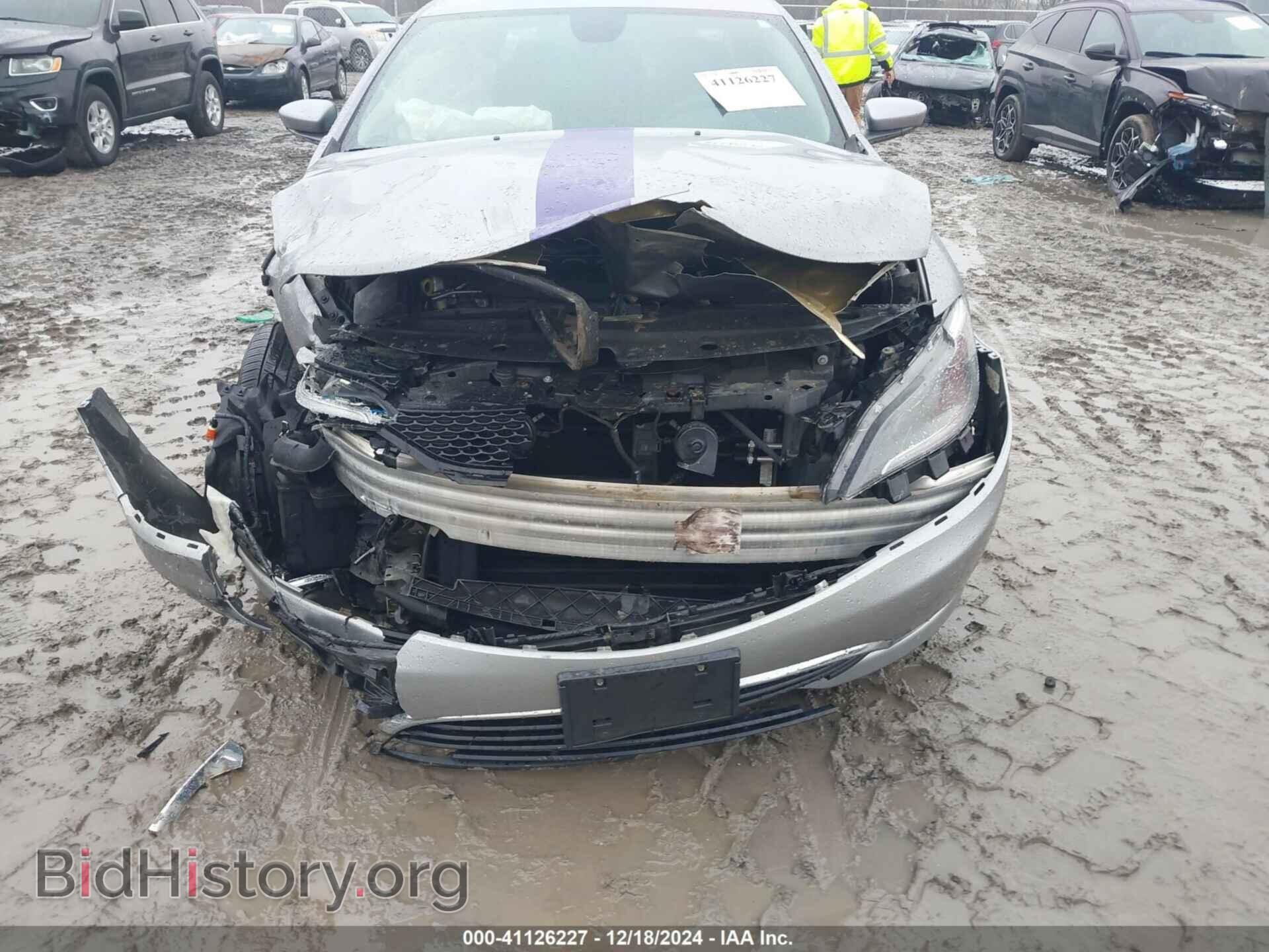 2015 CHRYSLER 200 - VIN: 1C3CCCAB0FN580050 - Фото 12