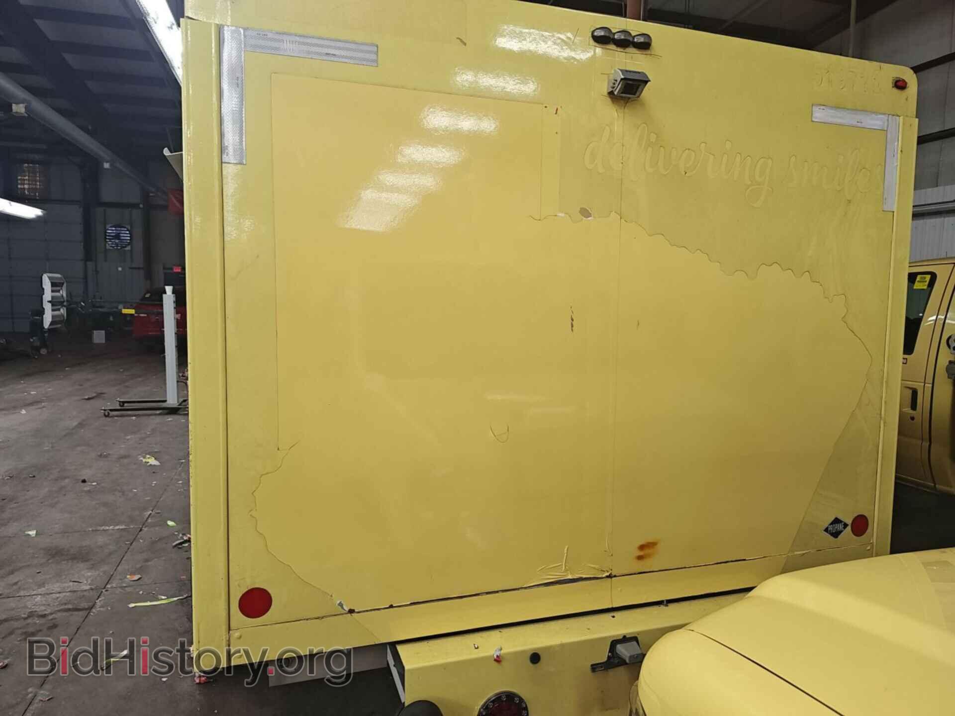 2019 FORD ECONOLINE - VIN: 1FDXE4FS6KDC19326 - Фото 4