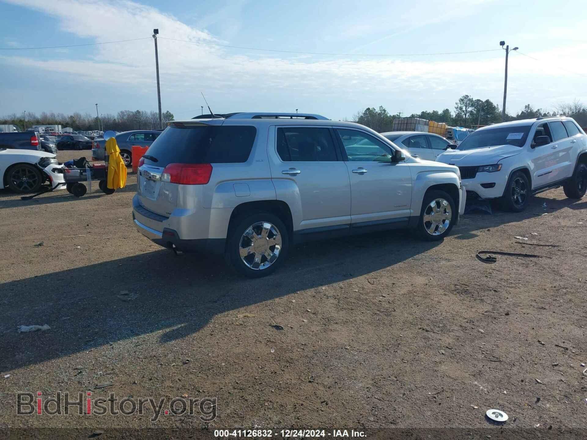 2011 GMC TERRAIN - VIN: 2CTFLWE56B6253010 - Photo 4