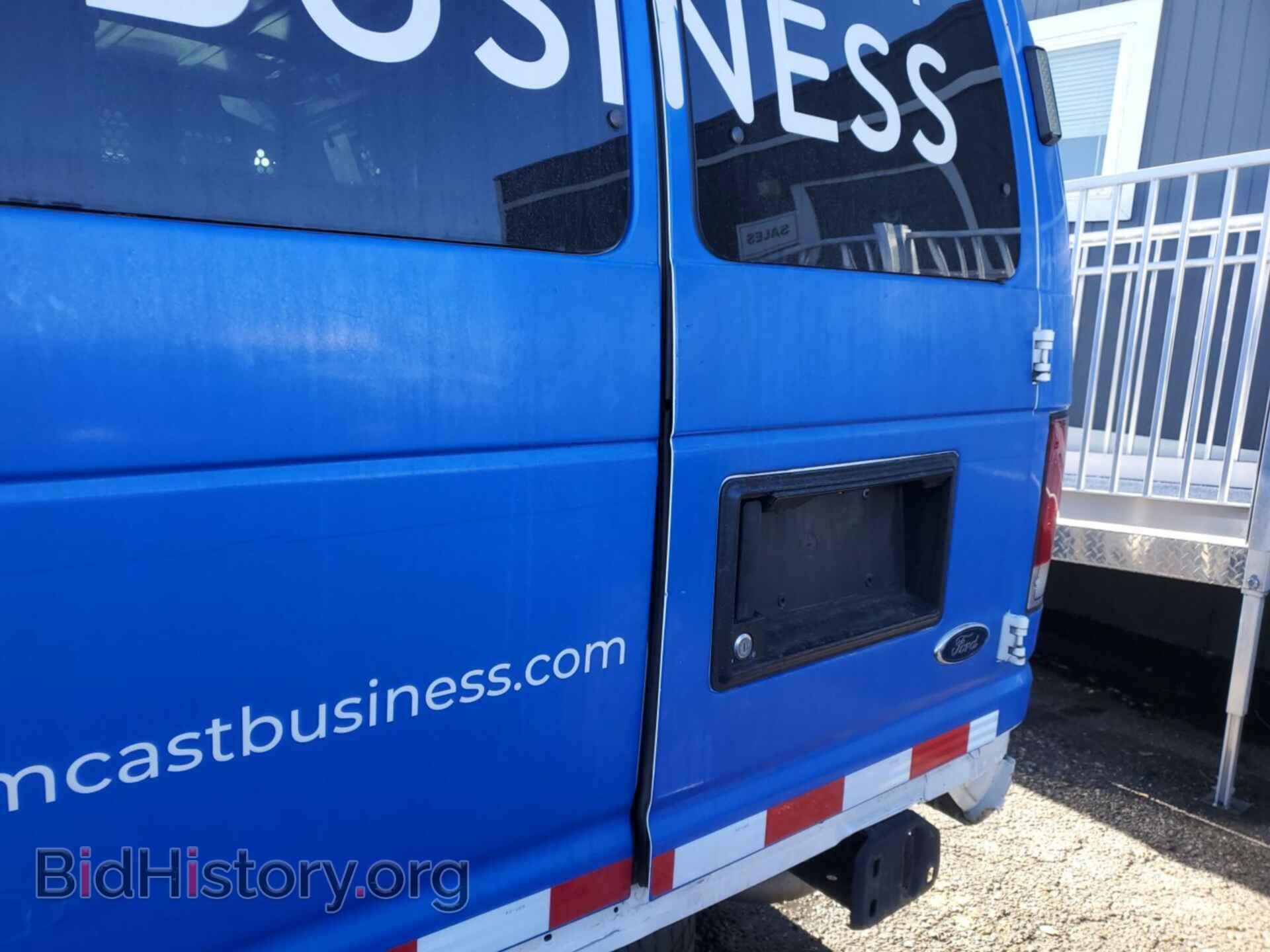 2011 FORD E-250 - VIN: 1FTNE2EL5BDB35220 - Photo 4