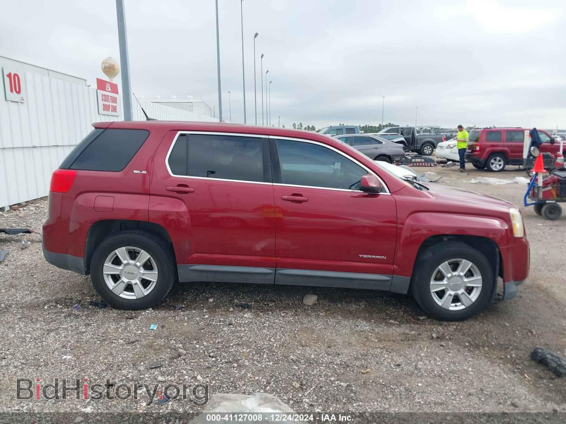 2011 GMC TERRAIN - VIN: 2CTALMEC8B6205800 - Photo 14