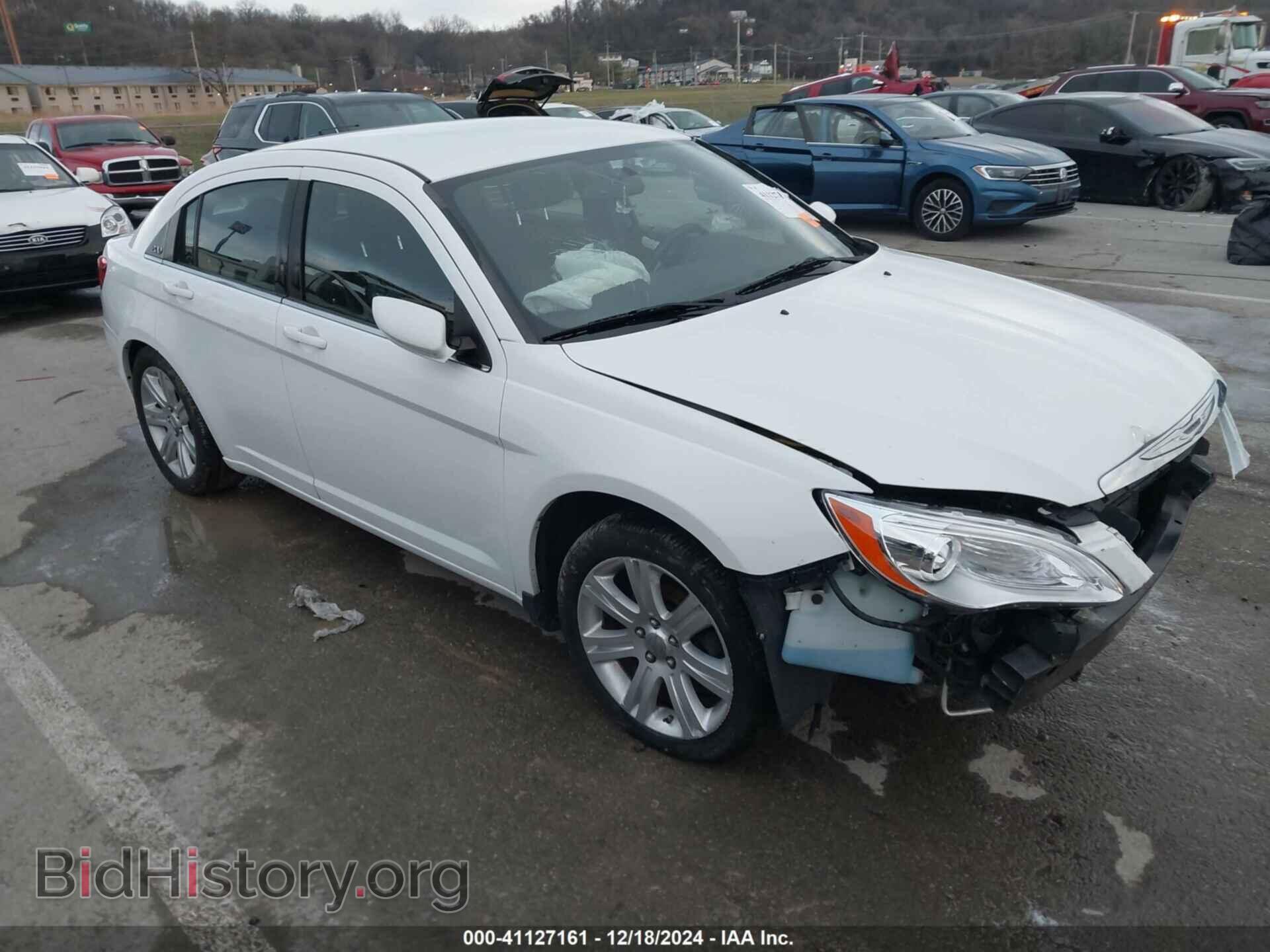 Фотография 1C3BC1FG0BN613837 - CHRYSLER 200 2011