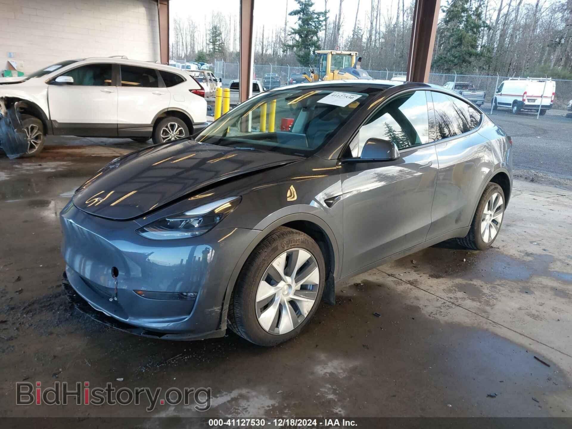 2023 TESLA MODEL Y - VIN: 7SAYGDED0PF963061 - Фото 2