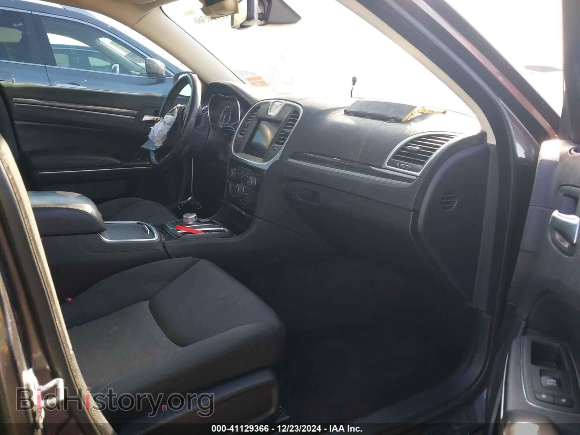 2018 CHRYSLER 300 - VIN: 2C3CCAAG1JH283497 - Фото 5
