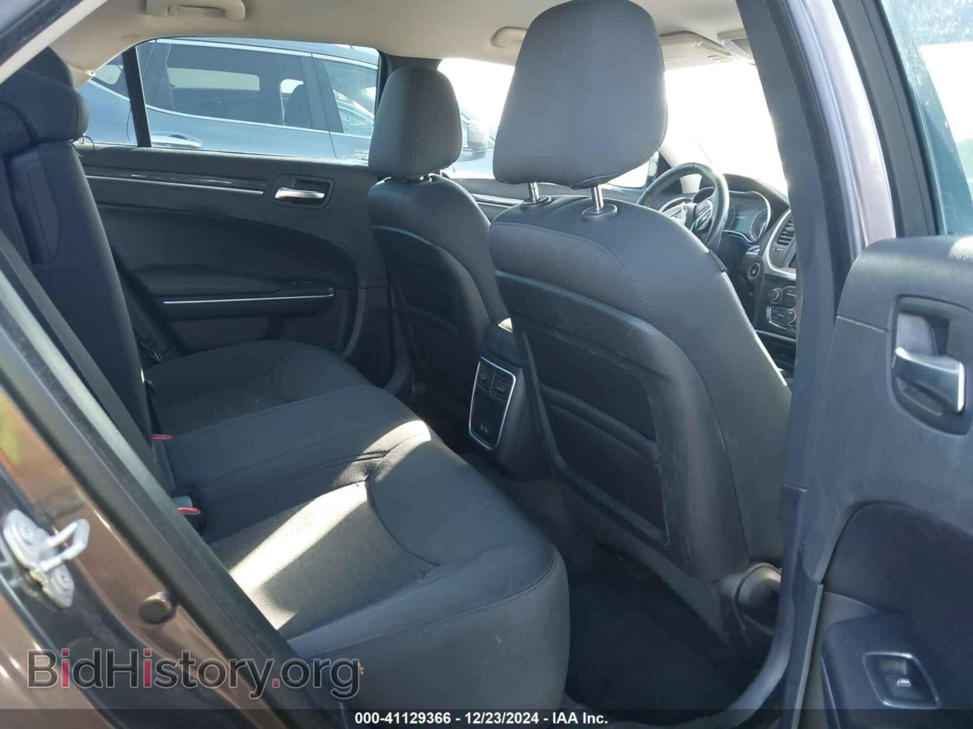 2018 CHRYSLER 300 - VIN: 2C3CCAAG1JH283497 - Фото 8