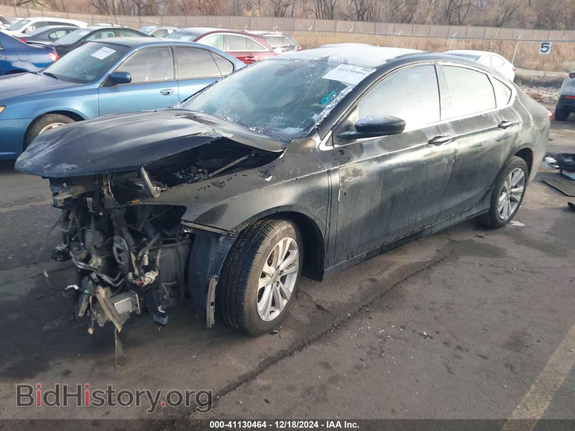 2015 CHRYSLER 200 - VIN: 1C3CCCAB0FN675109 - Фото 2
