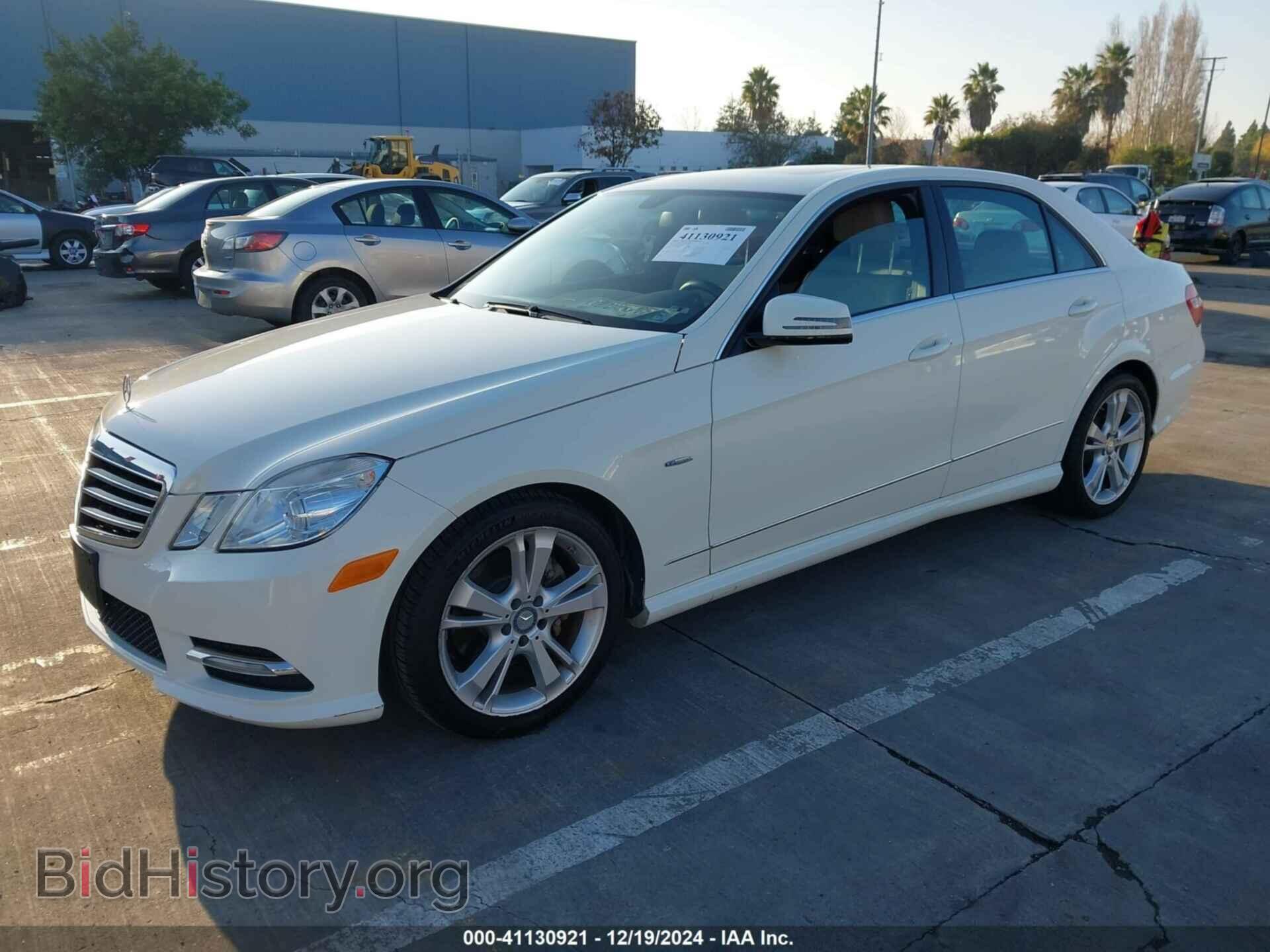 2012 MERCEDES-BENZ E 350 - VIN: WDDHF5KB9CA522031 - Фото 2