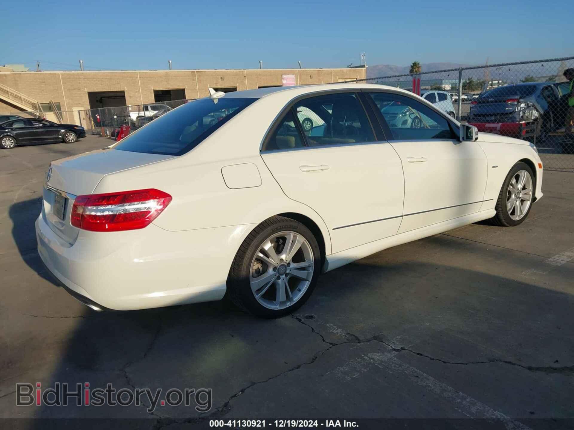 2012 MERCEDES-BENZ E 350 - VIN: WDDHF5KB9CA522031 - Фото 4