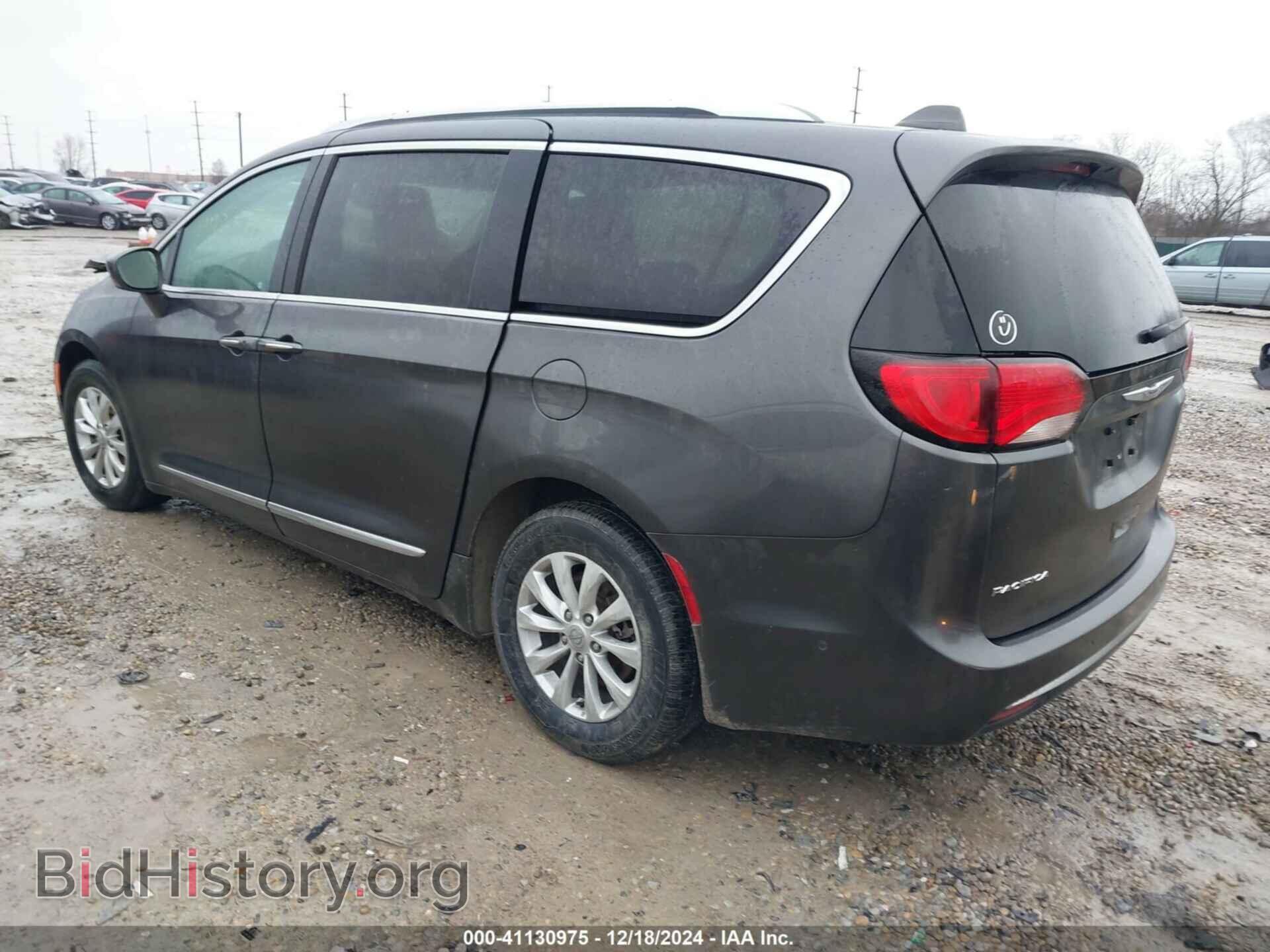 2019 CHRYSLER PACIFICA - VIN: 2C4RC1BGXKR715357 - Фото 3