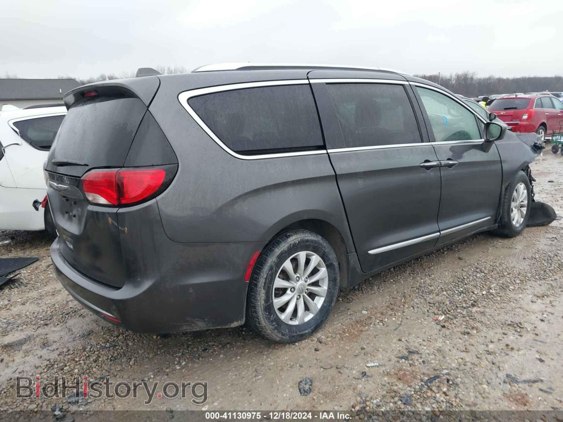2019 CHRYSLER PACIFICA - VIN: 2C4RC1BGXKR715357 - Фото 4