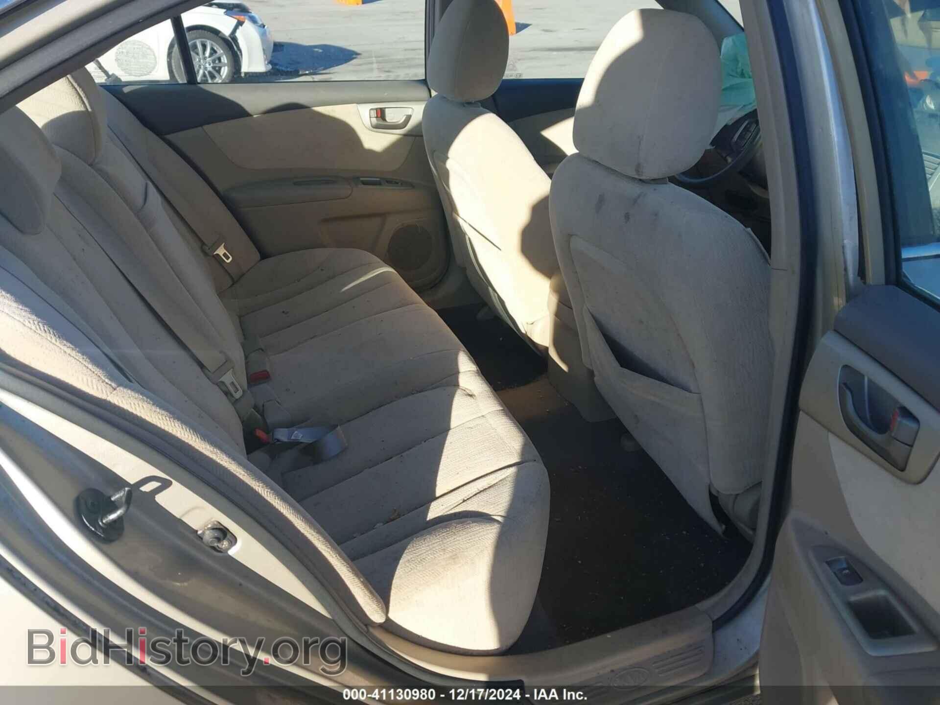 2007 KIA OPTIMA - VIN: KNAGE123775122300 - Photo 8