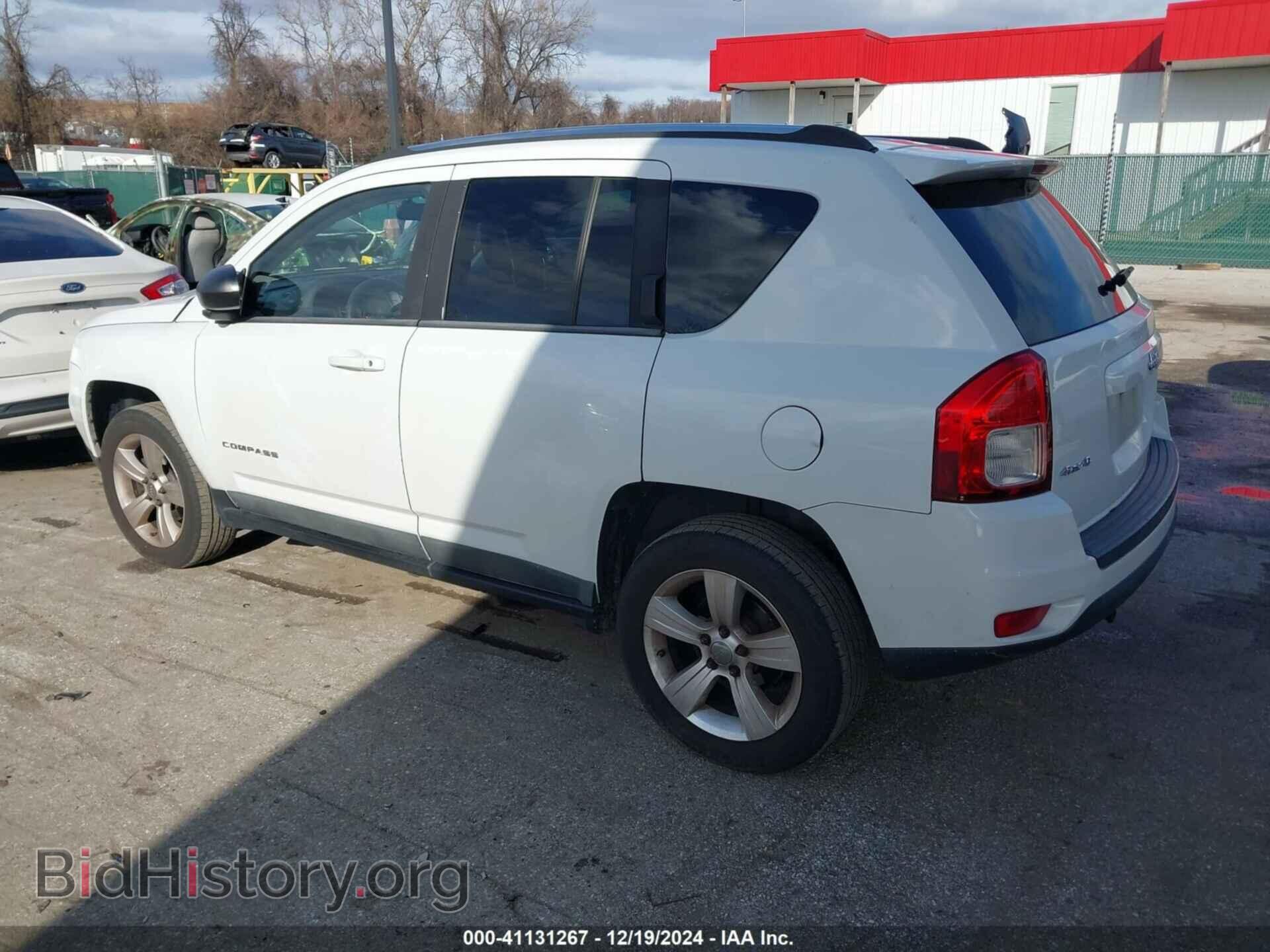 2011 JEEP COMPASS - VIN: 1J4NF1FB5BD183288 - Фото 3