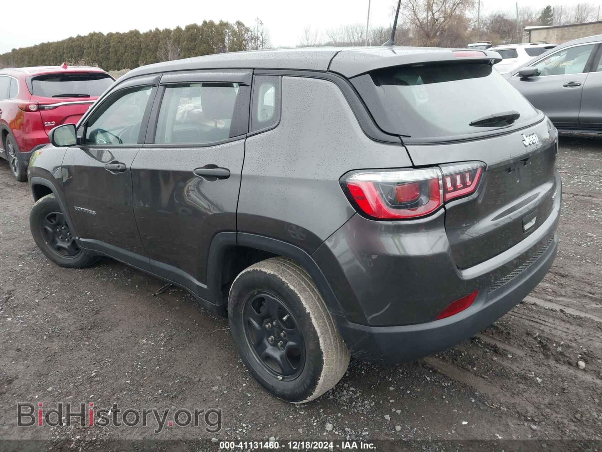 2018 JEEP COMPASS - VIN: 3C4NJCAB1JT287017 - Фото 3