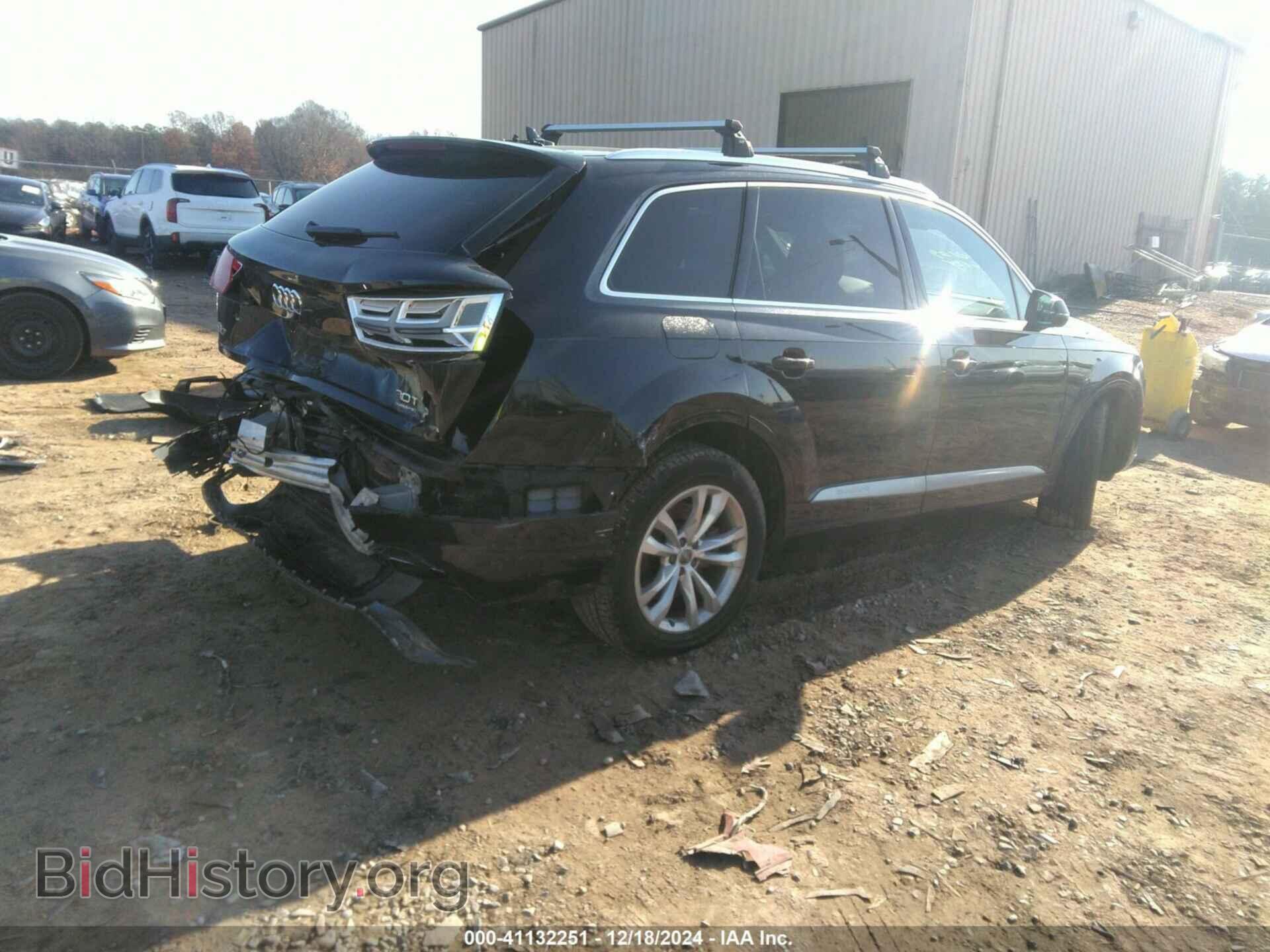 2017 AUDI Q7 - VIN: WA1LAAF76HD010129 - Фото 4