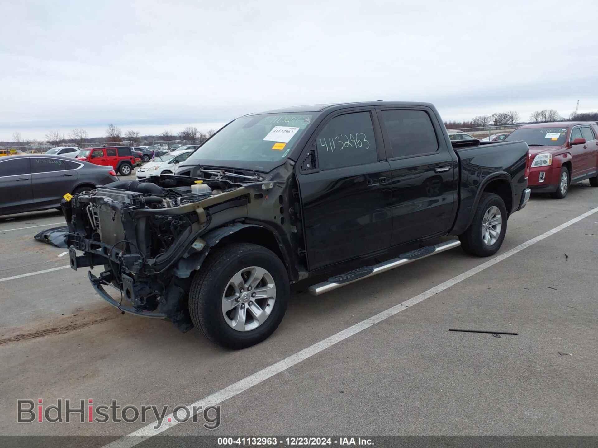 2019 RAM 1500 - VIN: 1C6SRFJTXKN735737 - Фото 2