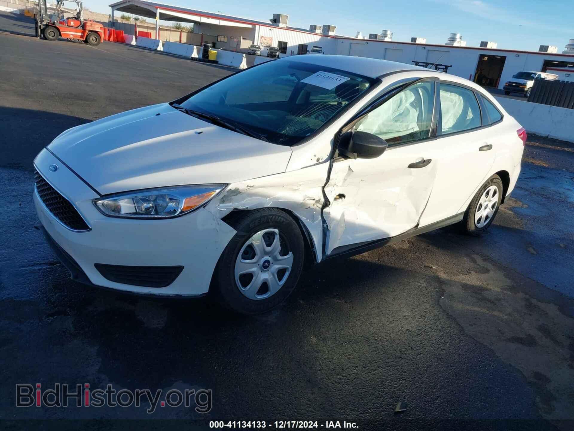 2017 FORD FOCUS - VIN: 1FADP3E28HL230412 - Фото 2