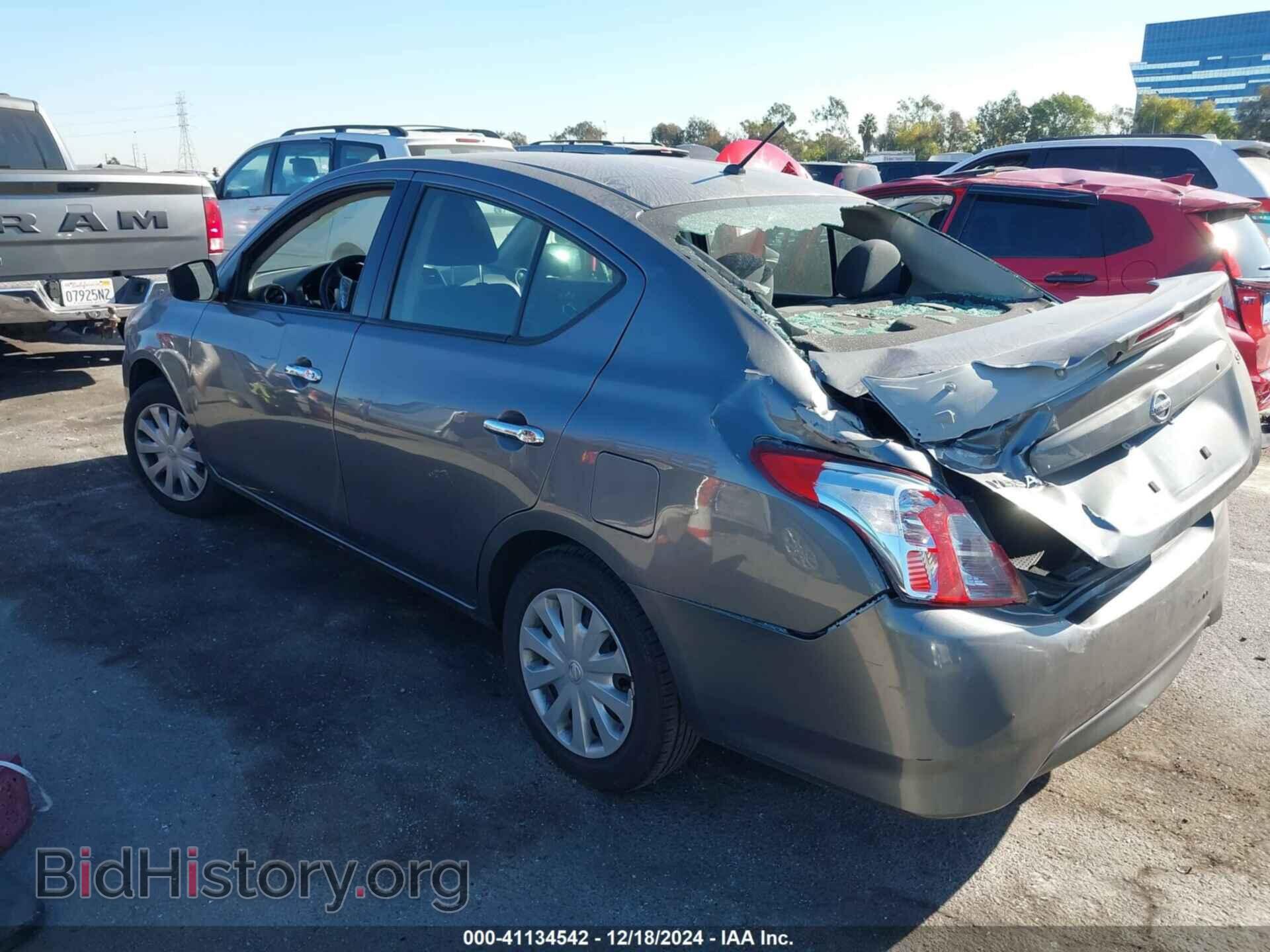 2017 NISSAN VERSA - VIN: 3N1CN7AP1HL887550 - Фото 3