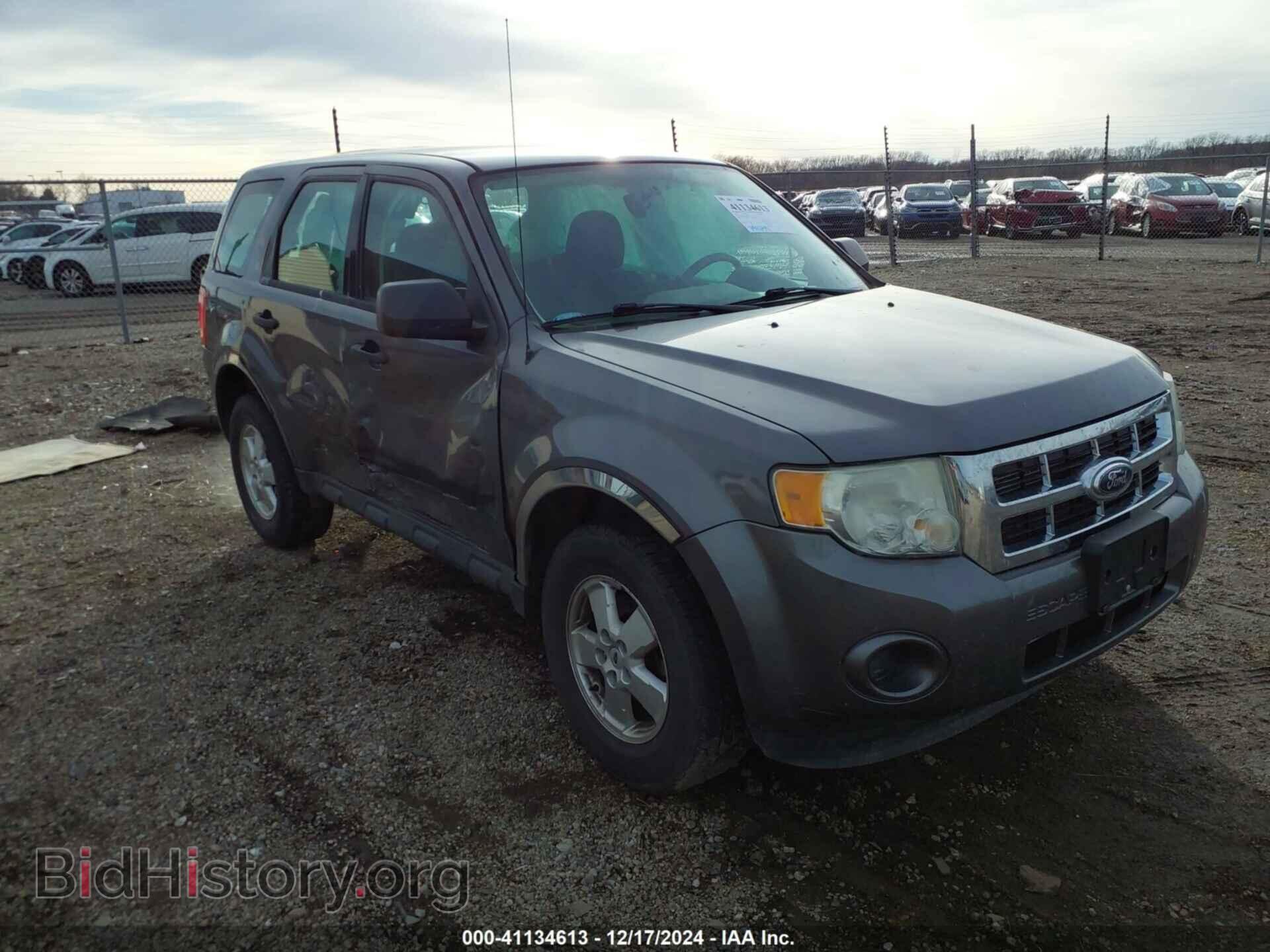 Фотография 1FMCU0C72BKB33713 - FORD ESCAPE 2011