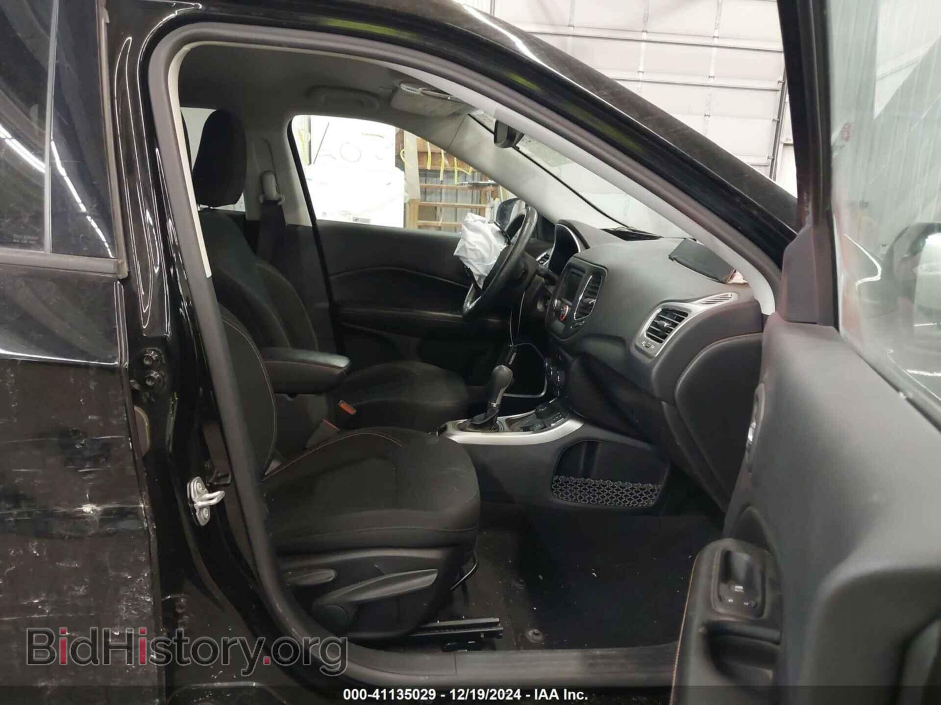 2017 JEEP COMPASS - VIN: 3C4NJDAB7HT656074 - Фото 5