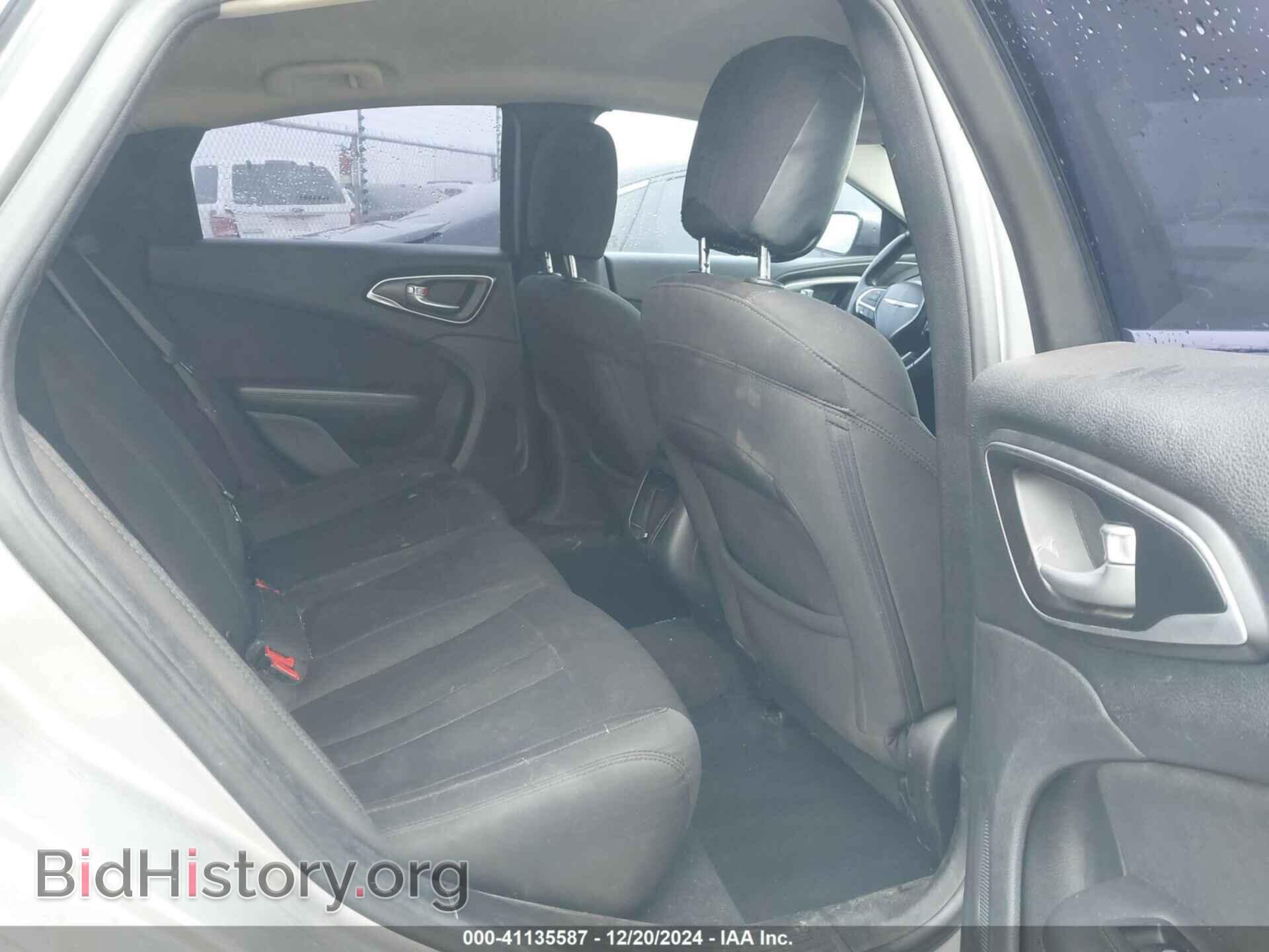 2015 CHRYSLER 200 - VIN: 1C3CCCAB2FN702309 - Фото 8