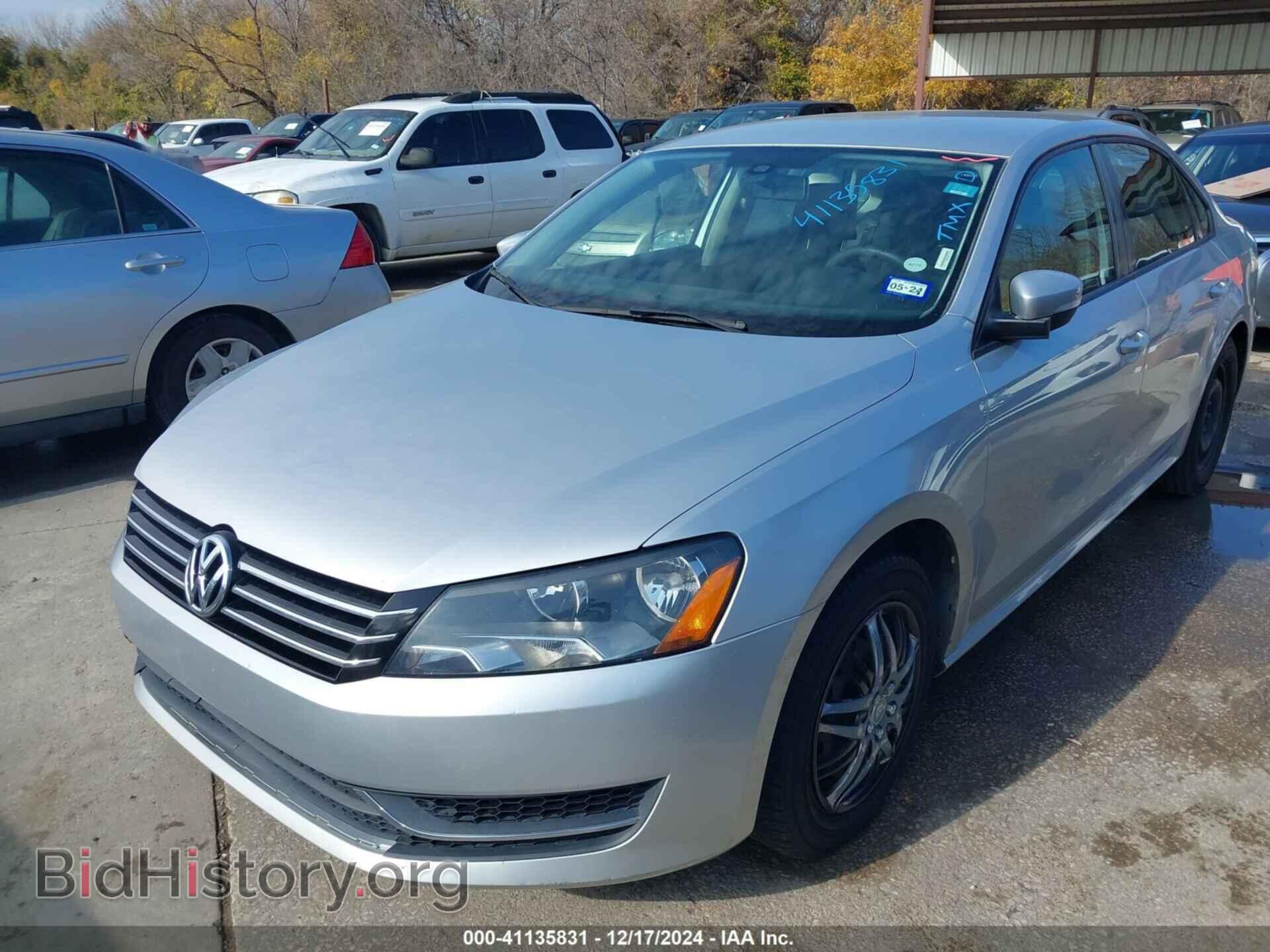 2013 VOLKSWAGEN PASSAT - VIN: 1VWAP7A37DC005649 - Фото 2