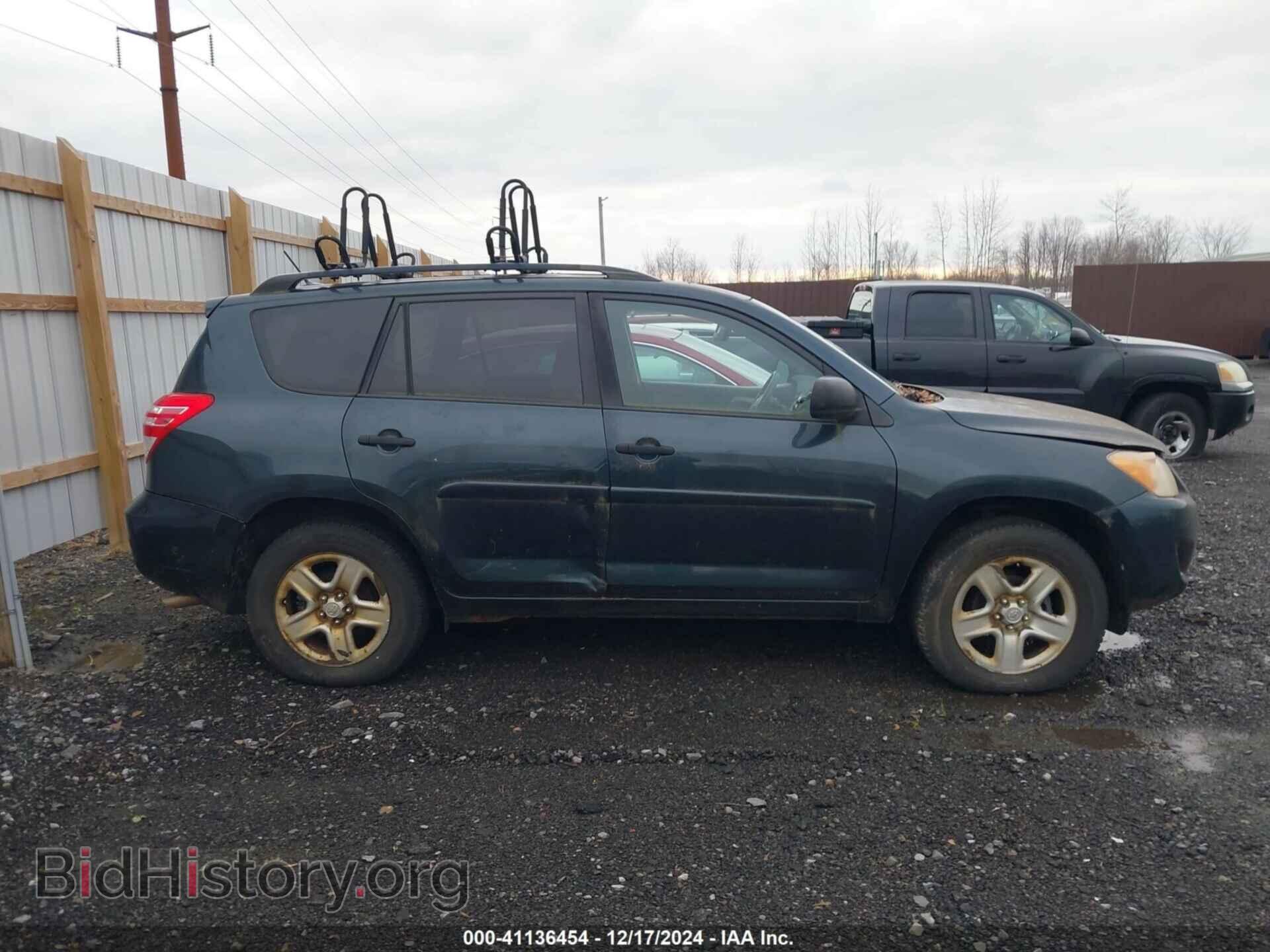 2011 TOYOTA RAV4 - VIN: 2T3BF4DV2BW108140 - Фото 13