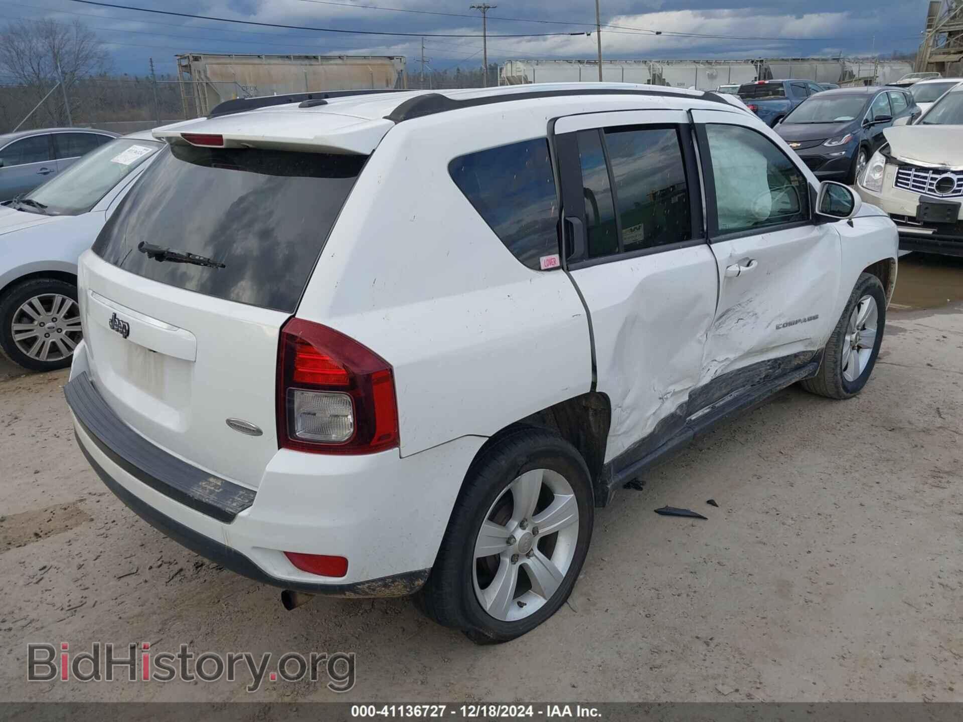 2014 JEEP COMPASS - VIN: 1C4NJCEA2ED647943 - Фото 4