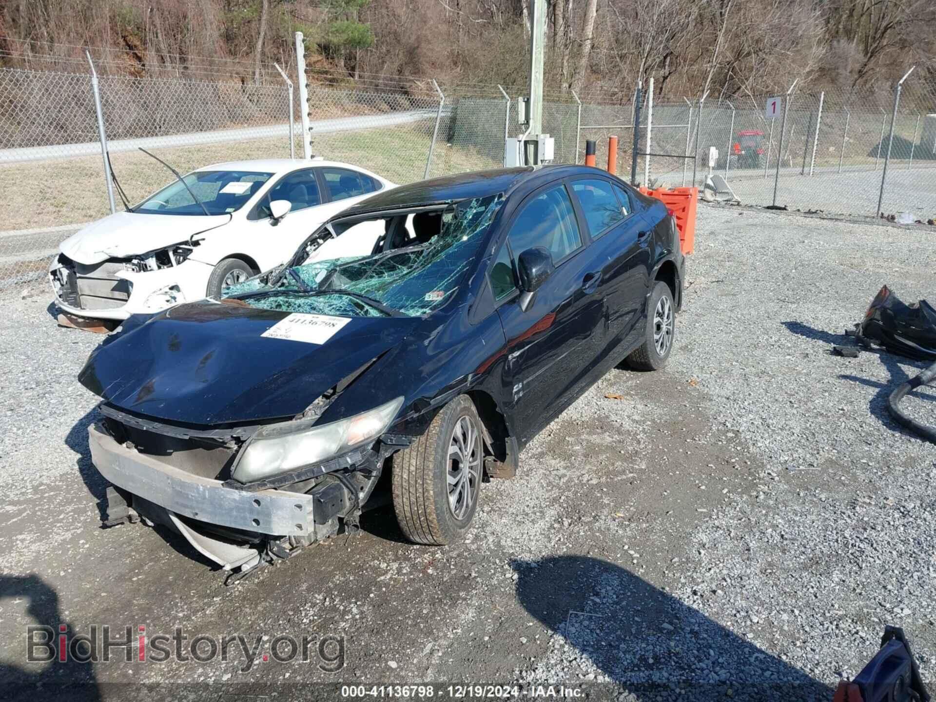 2013 HONDA CIVIC - VIN: 19XFB2E56DE037166 - Фото 2