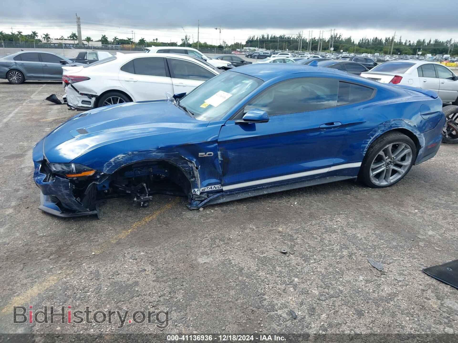 2022 FORD MUSTANG - VIN: 1FA6P8CF2N5121472 - Фото 2