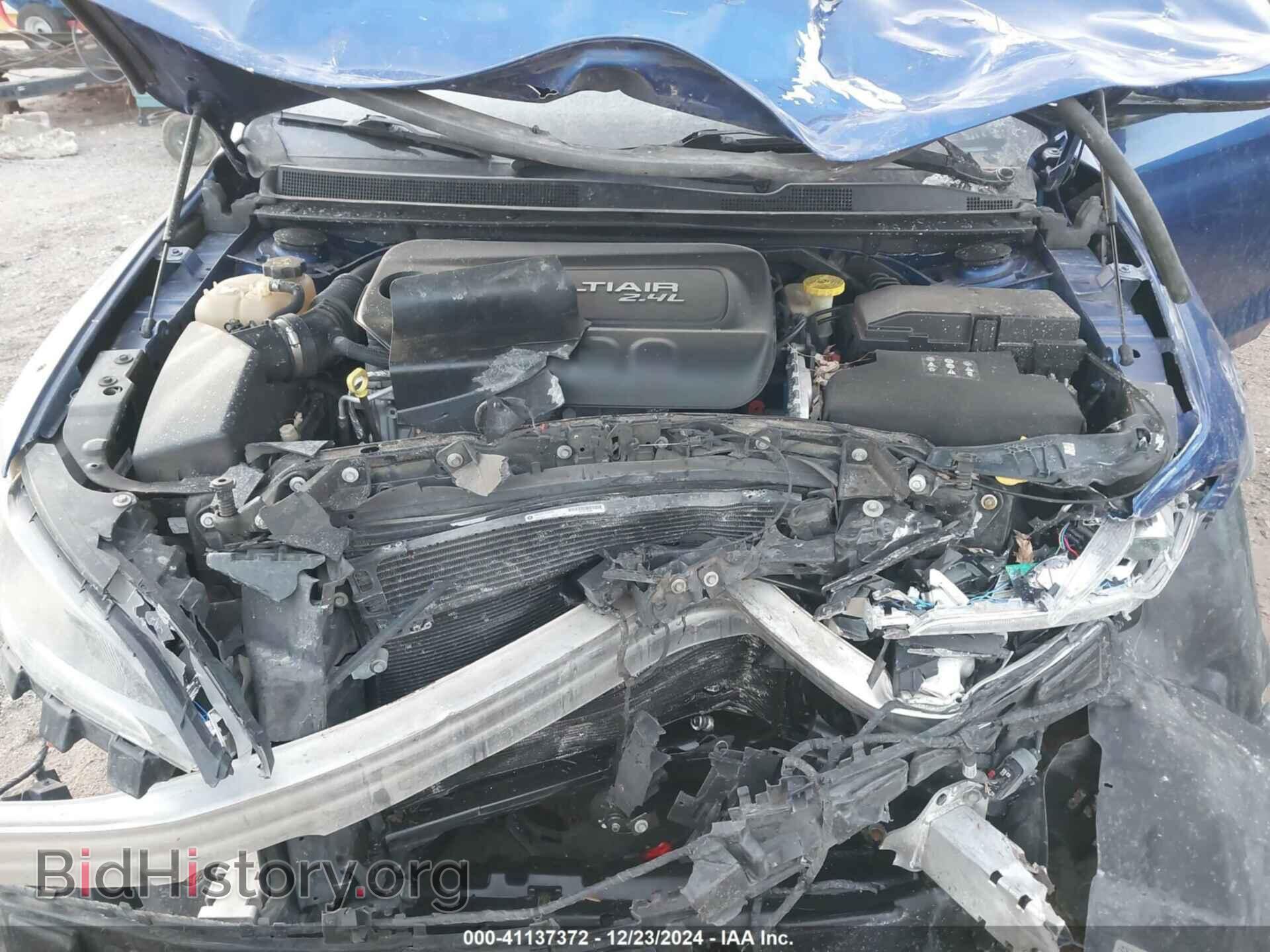 2016 CHRYSLER 200 - VIN: 1C3CCCBB2GN142324 - Фото 10