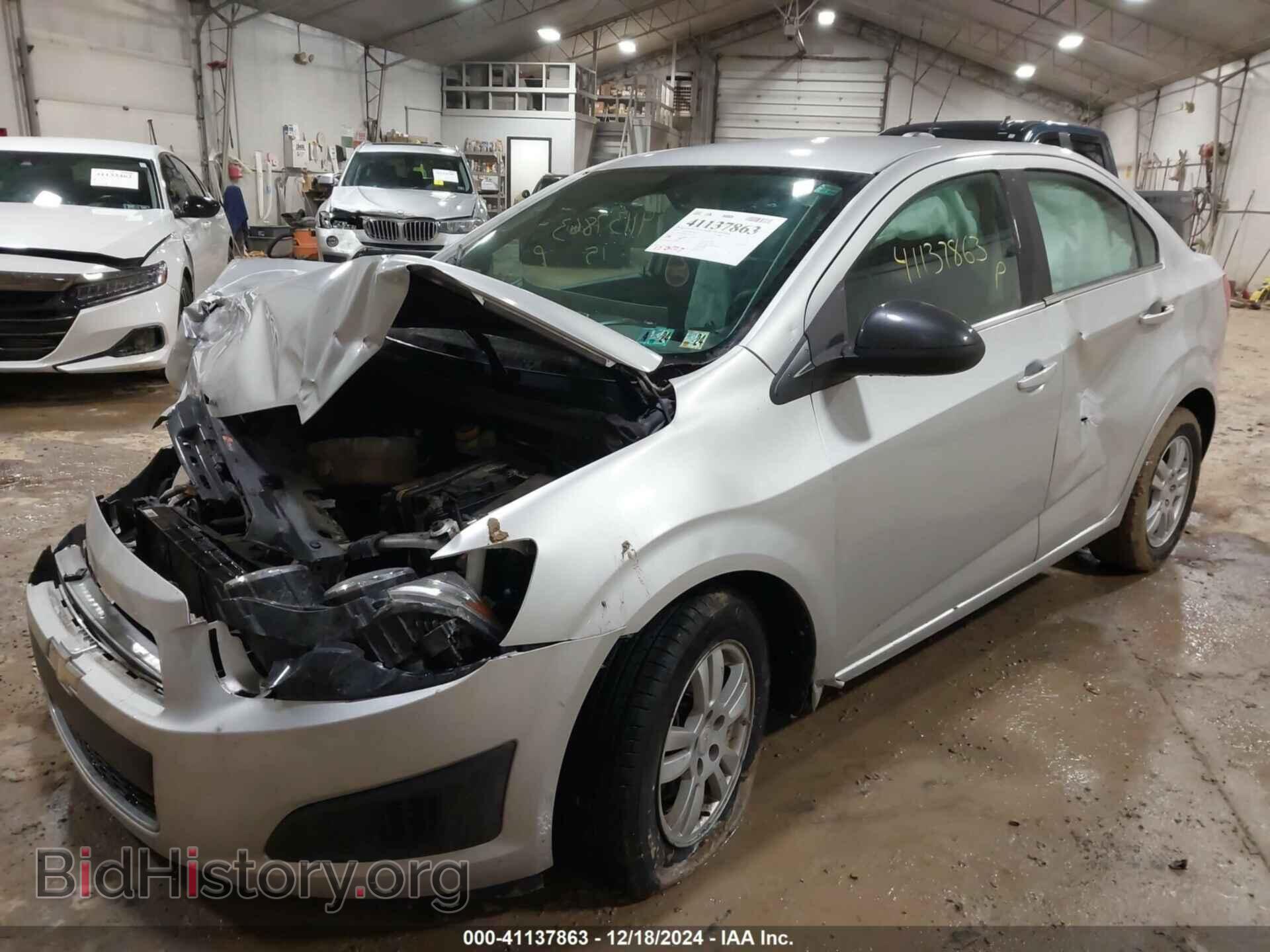 2015 CHEVROLET SONIC - VIN: 1G1JC5SG9F4133627 - Фото 2