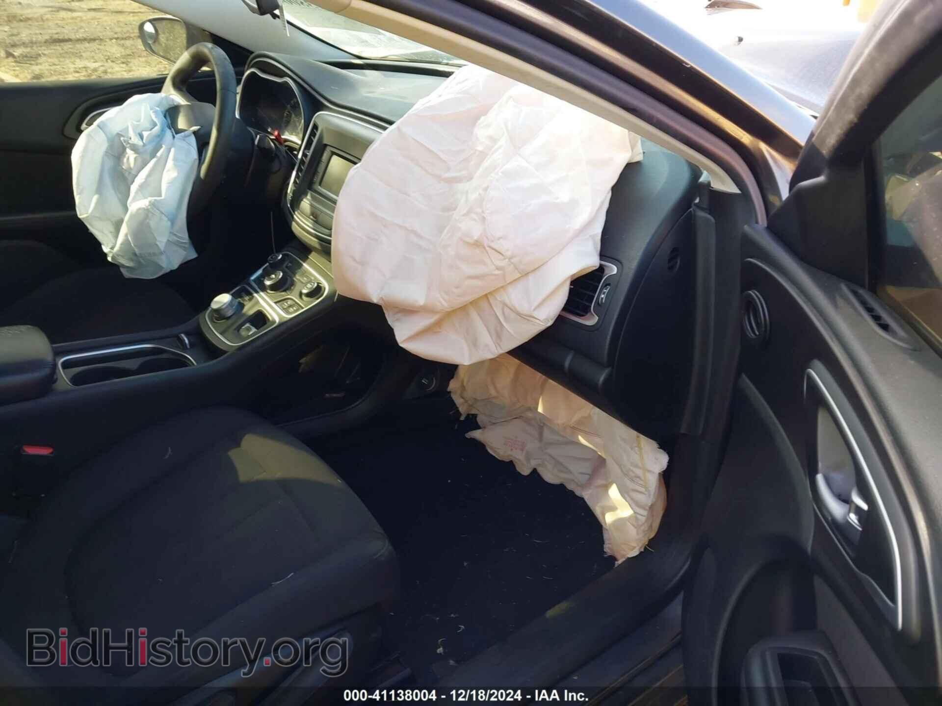 2015 CHRYSLER 200 - VIN: 1C3CCCAB2FN598341 - Фото 5